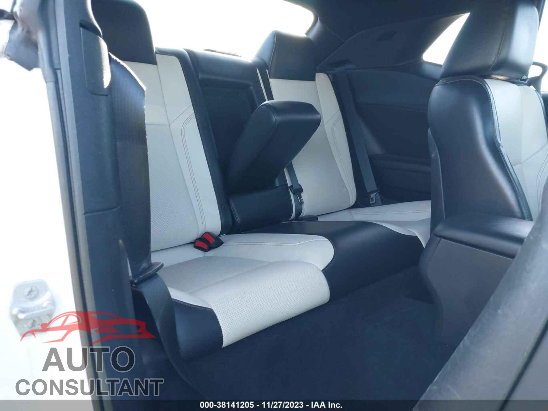 DODGE CHALLENGER 2015 - 2C3CDZBG4FH733824