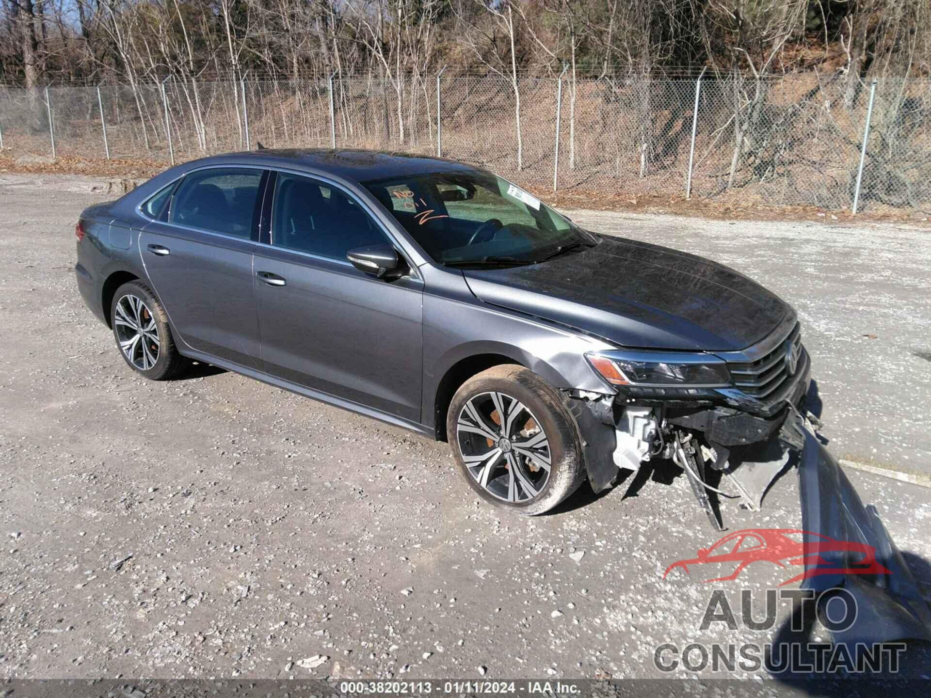 VOLKSWAGEN PASSAT 2021 - 1VWSA7A32MC000476