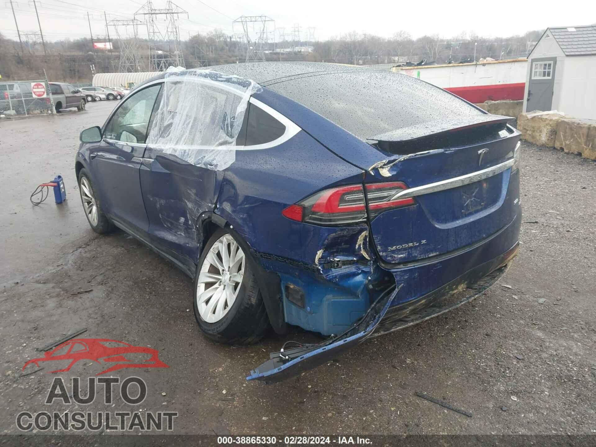 TESLA MODEL X 2017 - 5YJXCBE21HF065612