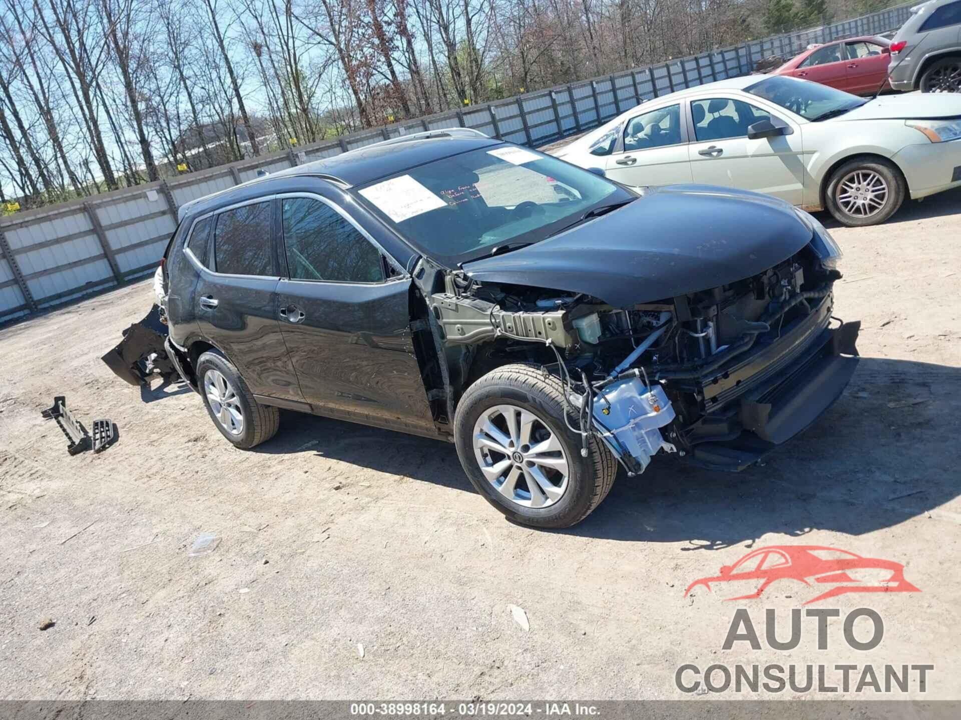 NISSAN ROGUE 2018 - 5N1AT2MT7JC770235