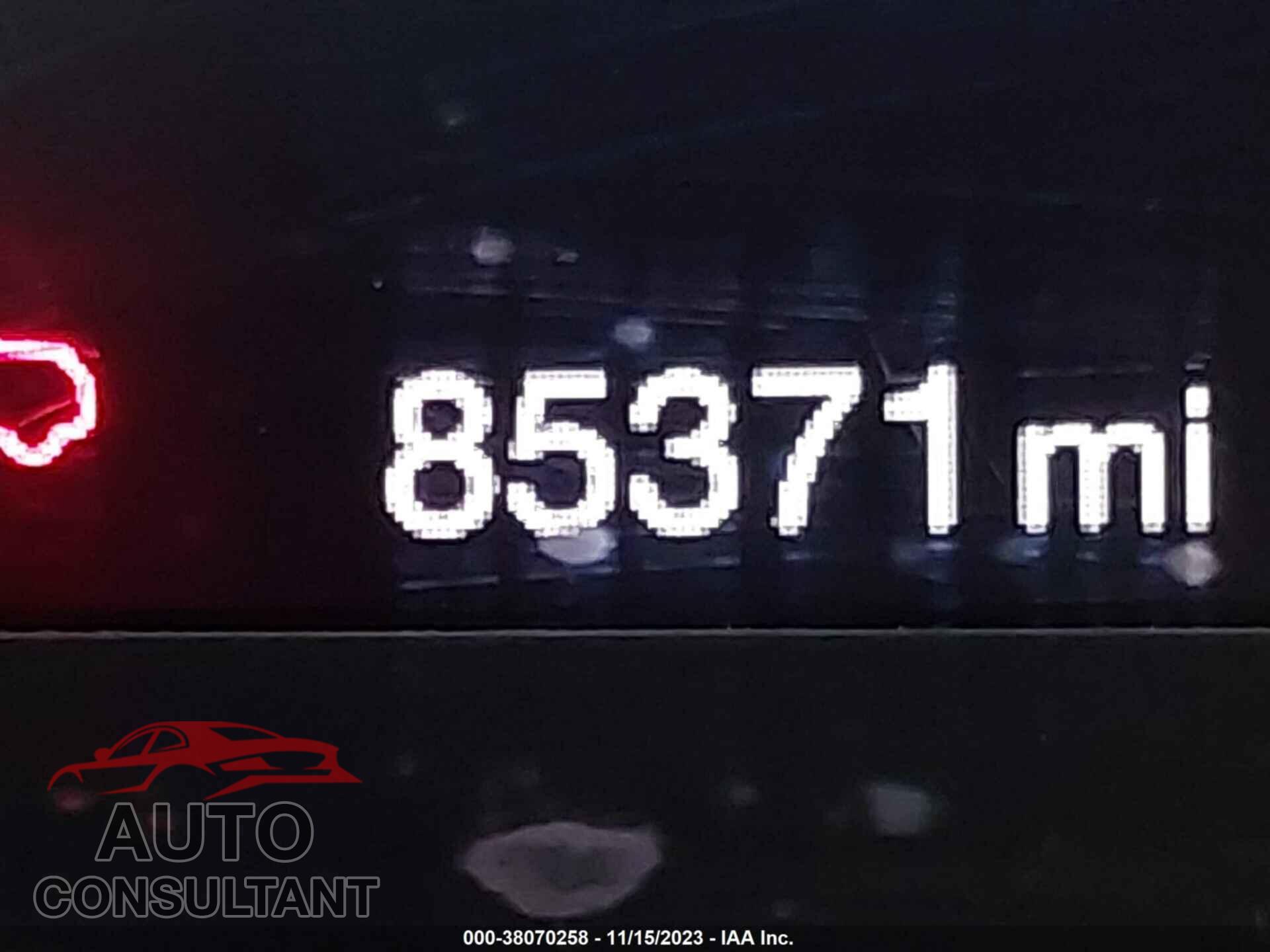 JEEP COMPASS 2018 - 3C4NJDBB0JT501385