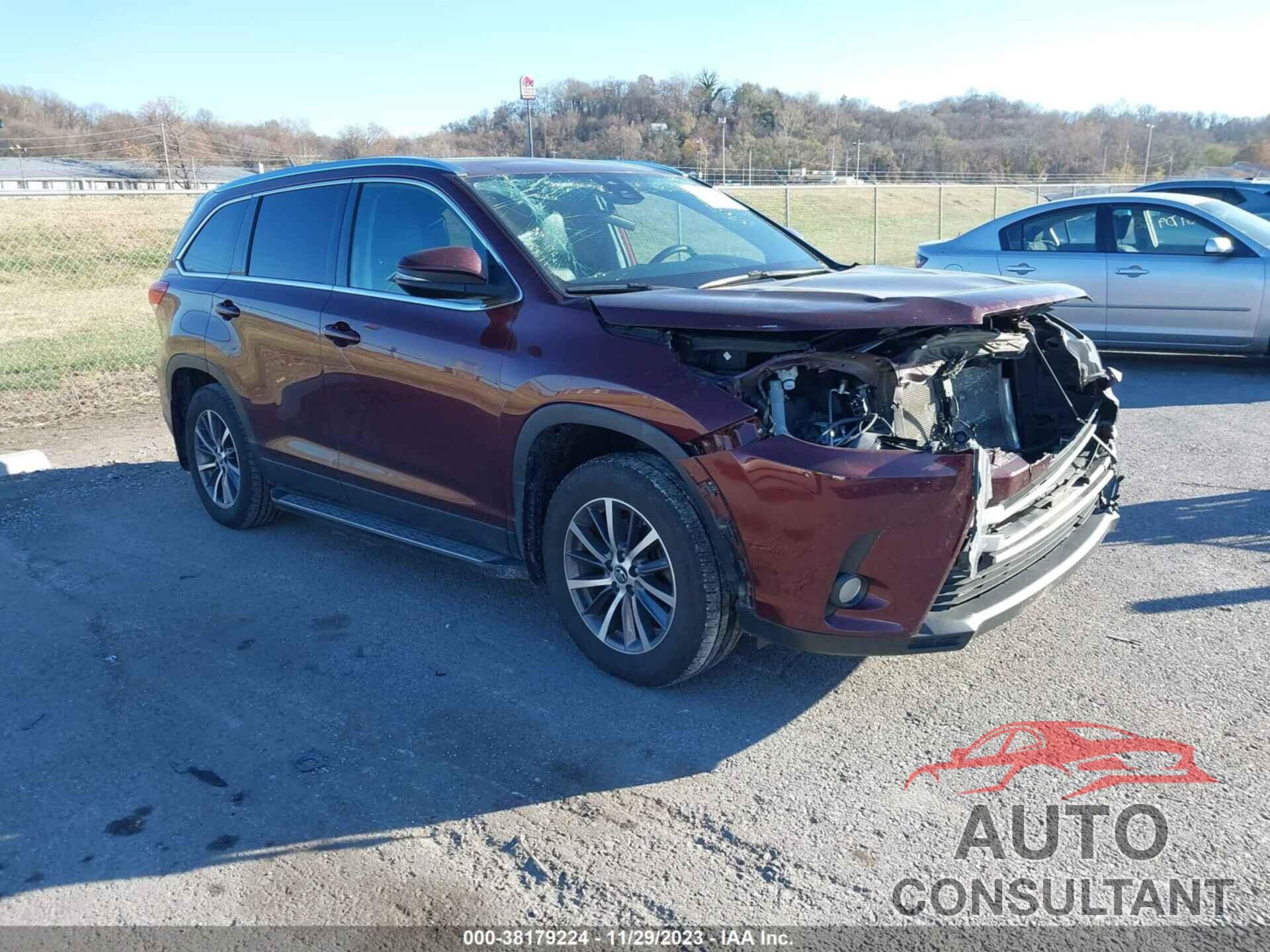 TOYOTA HIGHLANDER 2019 - 5TDJZRFH5KS939415