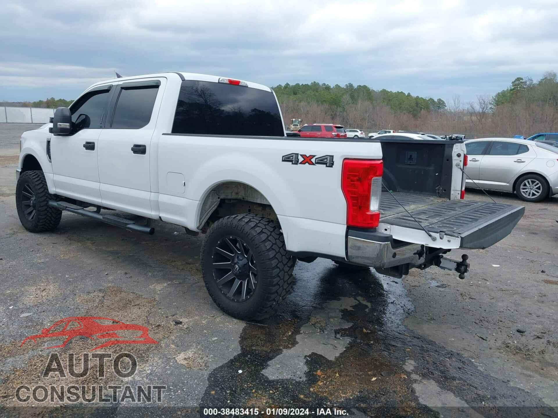 FORD F-250 2017 - 1FT7W2B68HEB16426