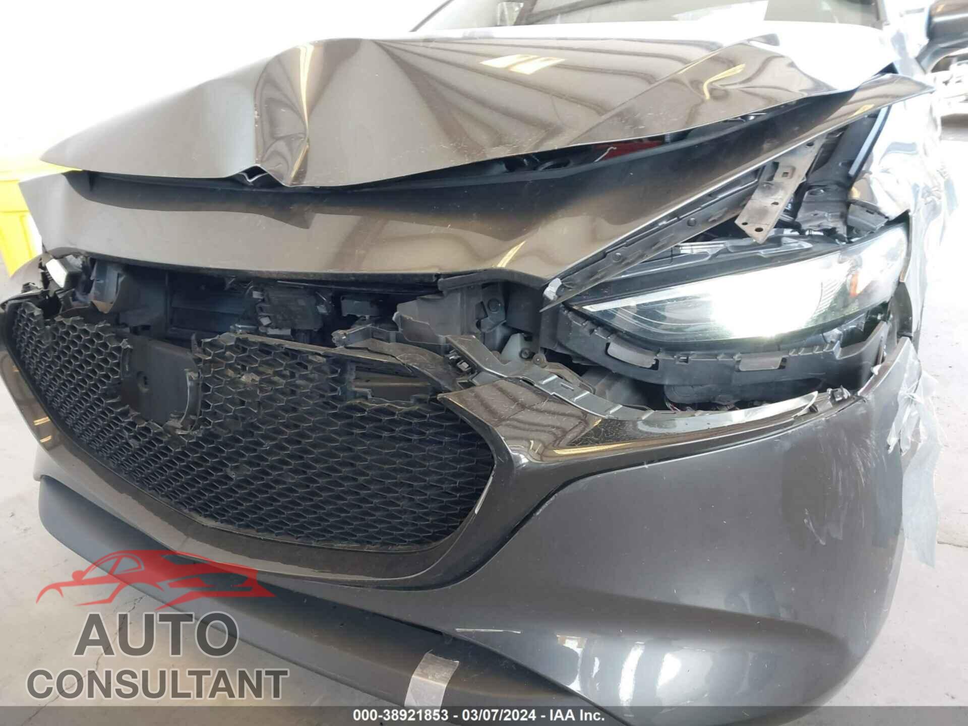 MAZDA MAZDA3 2019 - JM1BPANM3K1144421