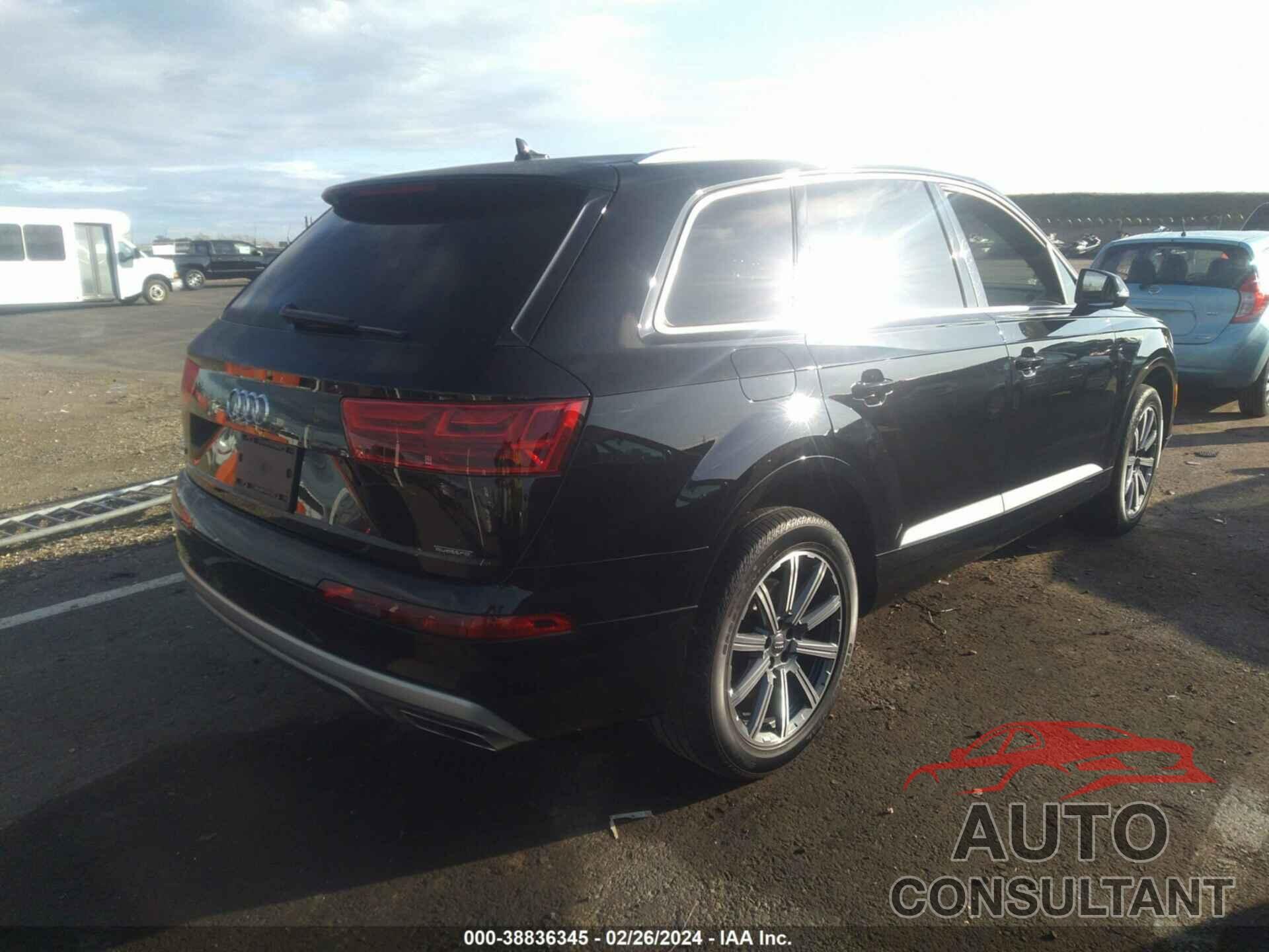 AUDI Q7 2019 - WA1LHAF75KD043447