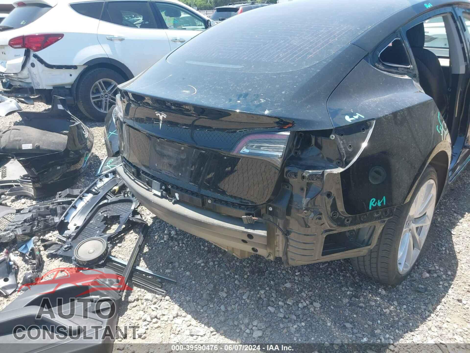 TESLA MODEL 3 2018 - 5YJ3E1EA5JF046870