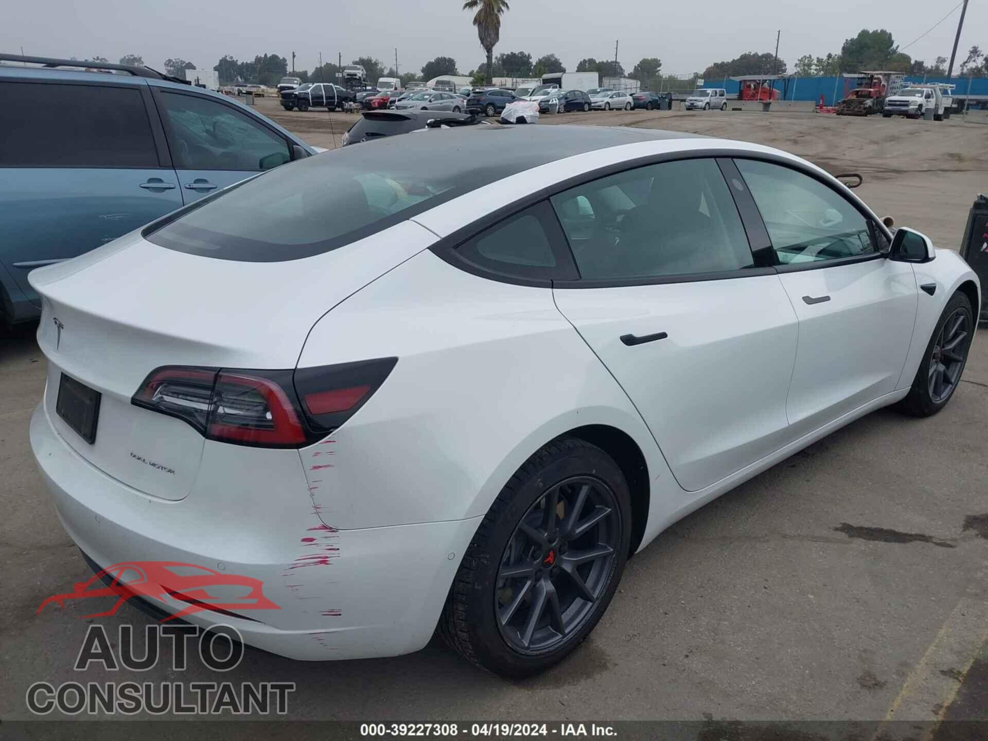 TESLA MODEL 3 2022 - 5YJ3E1EB0NF131212