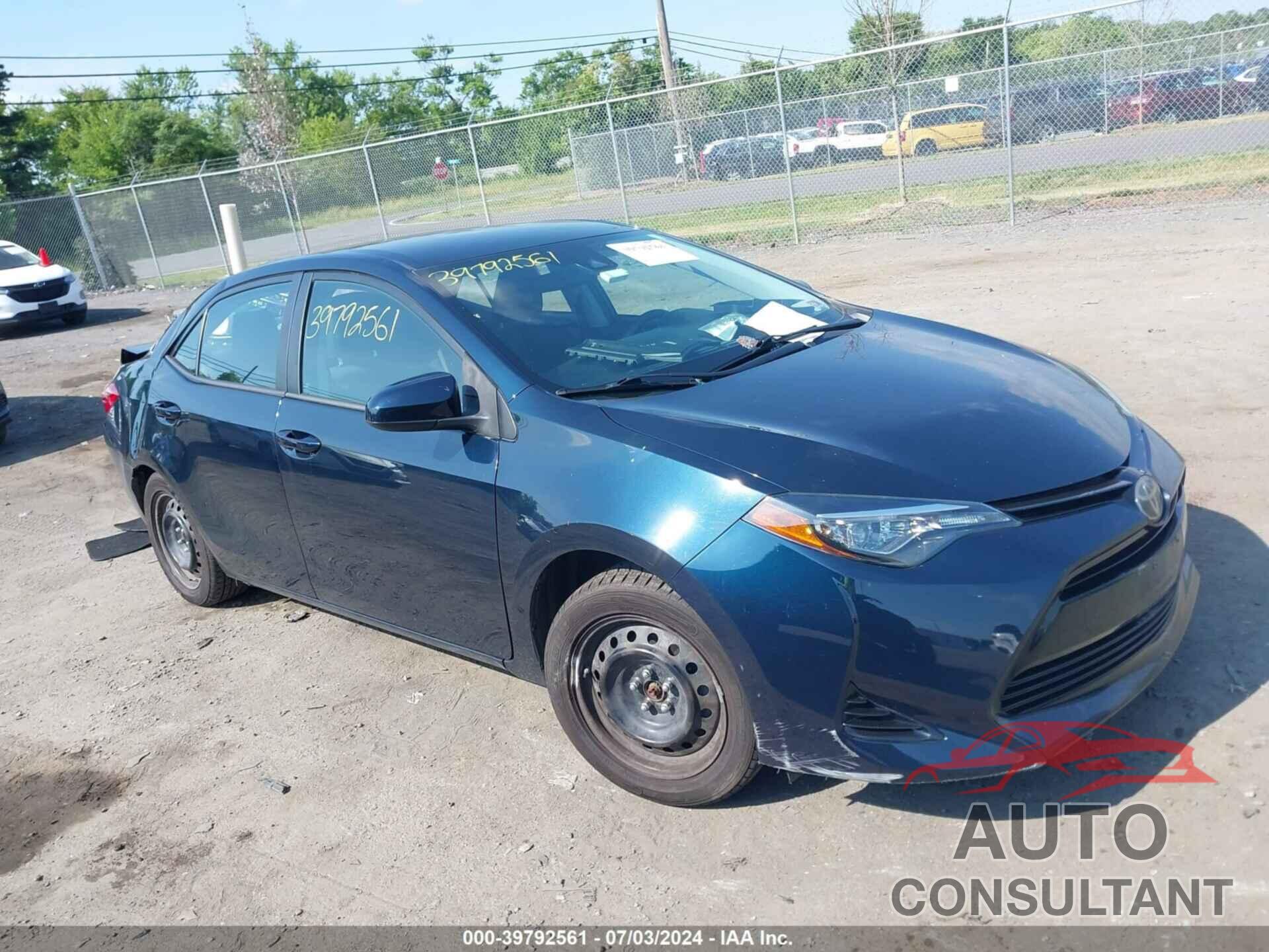TOYOTA COROLLA 2018 - 2T1BURHE8JC072993