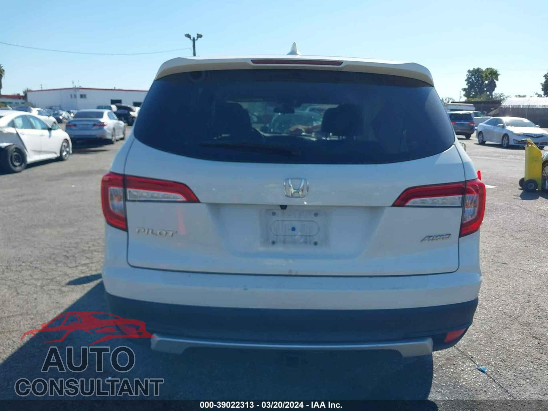 HONDA PILOT 2019 - 5FNYF6H32KB084555