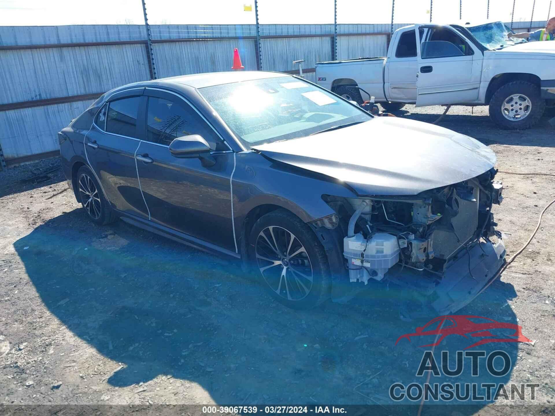 TOYOTA CAMRY 2020 - 4T1G11AK6LU332650