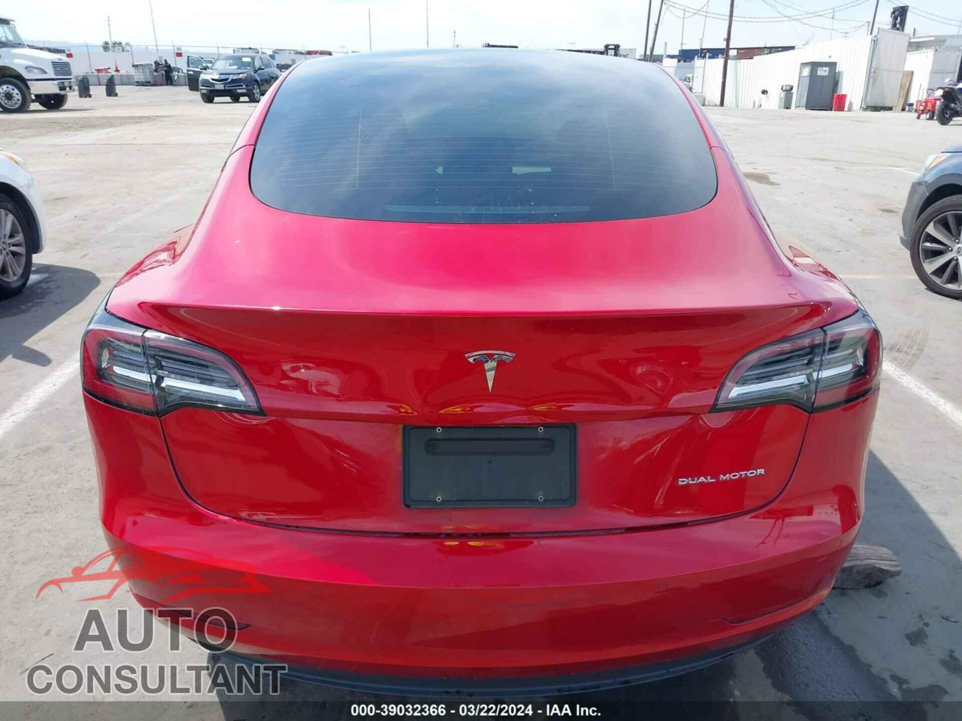 TESLA MODEL 3 2021 - 5YJ3E1EB5MF926898