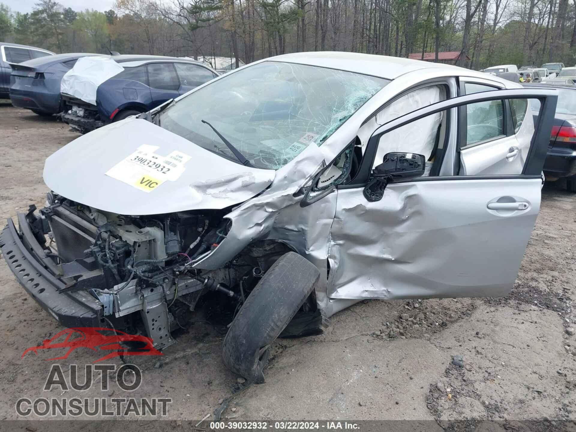 NISSAN VERSA NOTE 2017 - 3N1CE2CP4HL352342