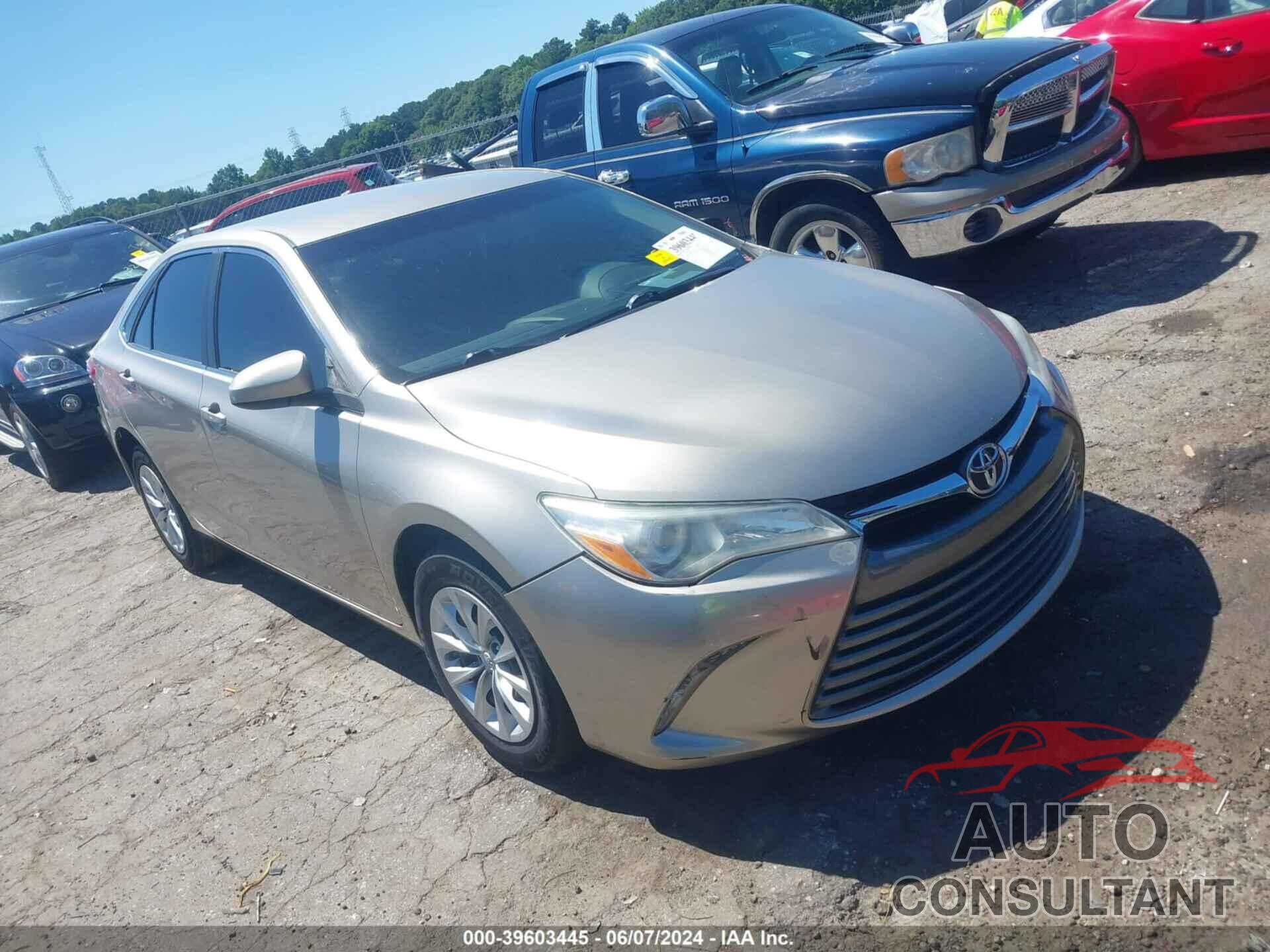 TOYOTA CAMRY 2016 - 4T4BF1FK4GR566432