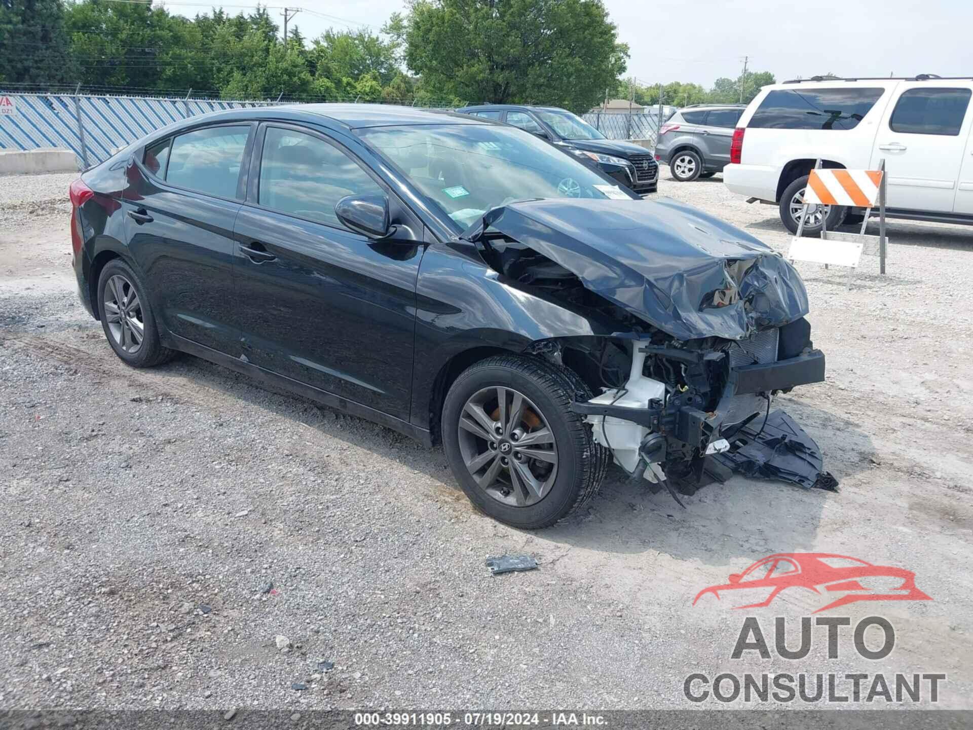 HYUNDAI ELANTRA 2018 - 5NPD84LF4JH319729