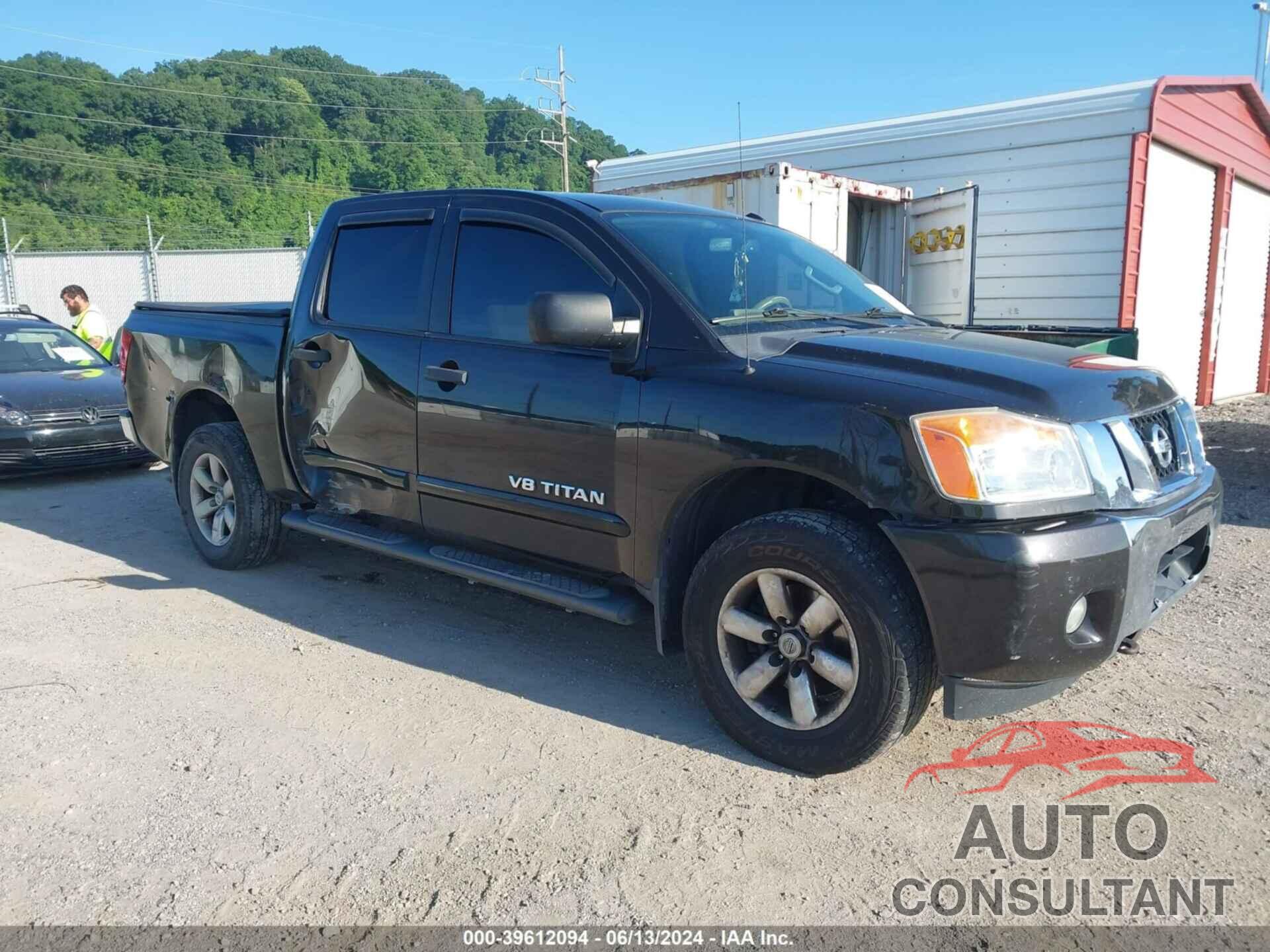 NISSAN TITAN 2014 - 1N6AA0EC2EN505131