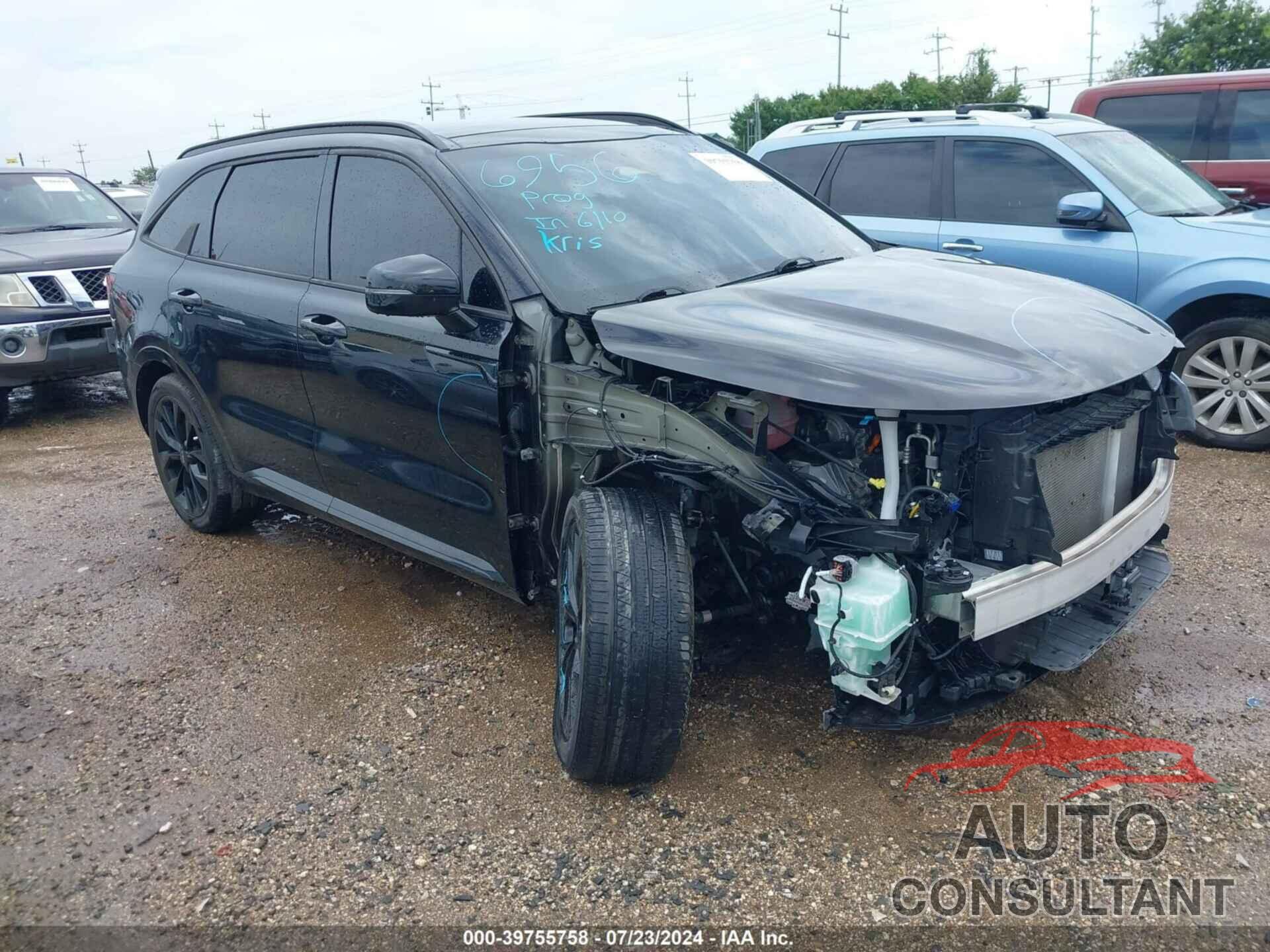 KIA SORENTO 2022 - 5XYRK4LF9NG087102