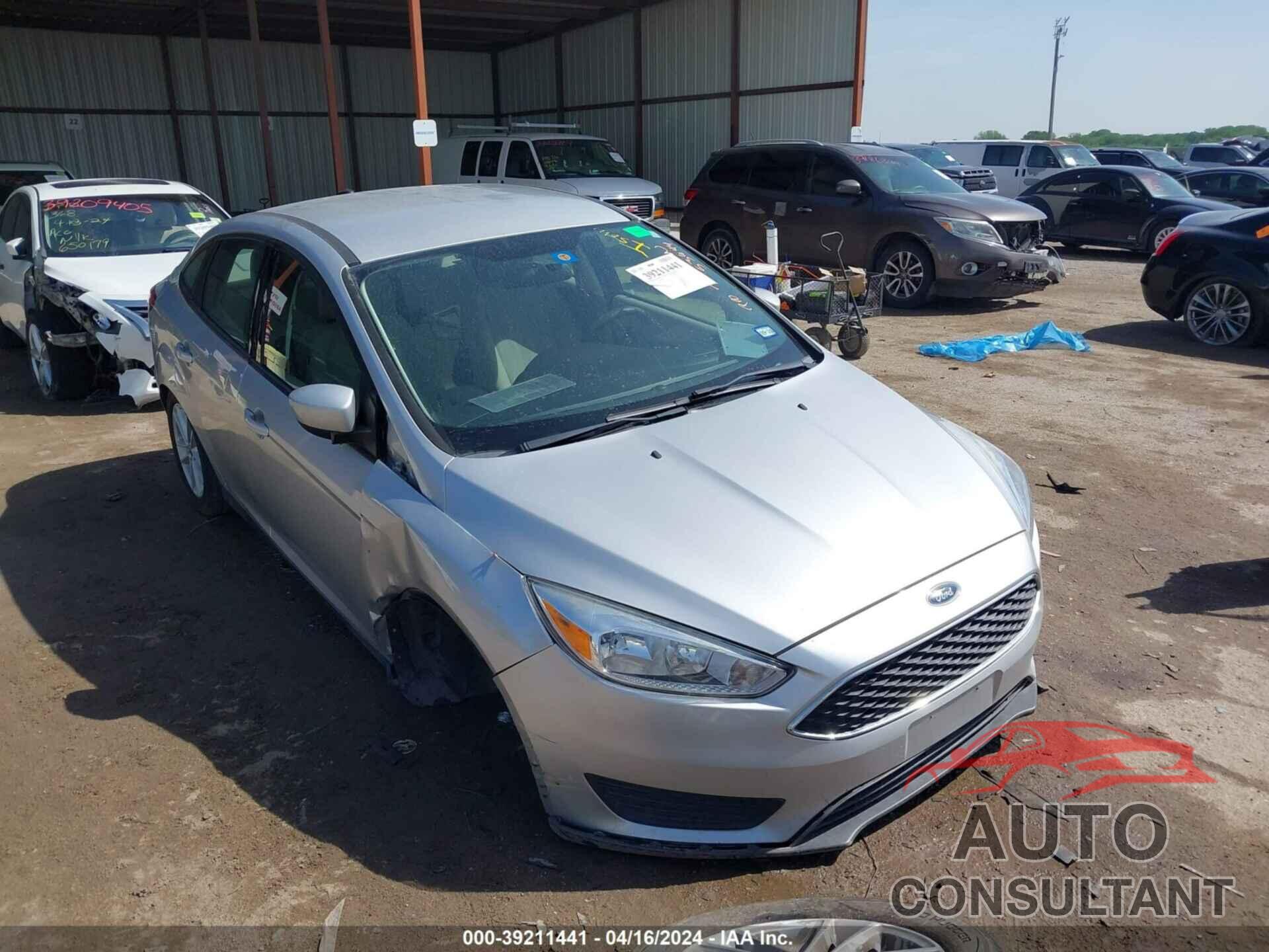 FORD FOCUS 2018 - 1FADP3F2XJL225197