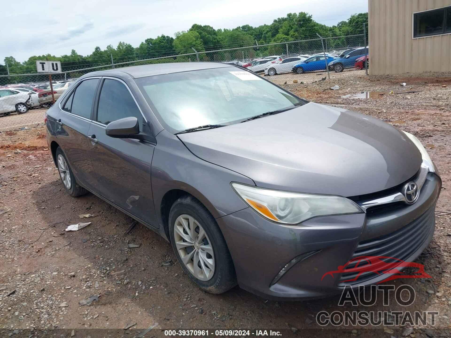 TOYOTA CAMRY 2015 - 4T4BF1FK5FR496311