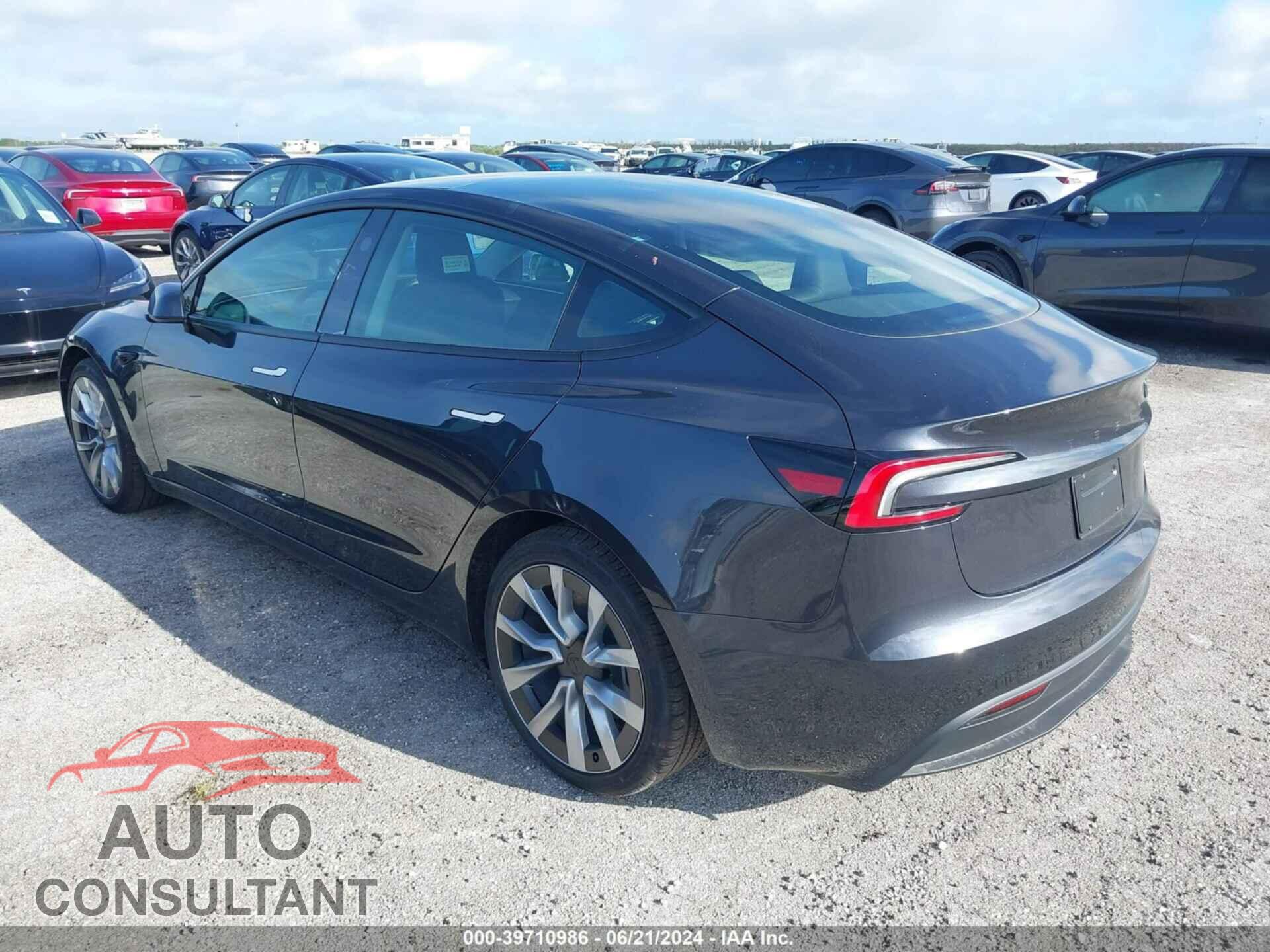 TESLA MODEL 3 2024 - 5YJ3E1EA1RF761589