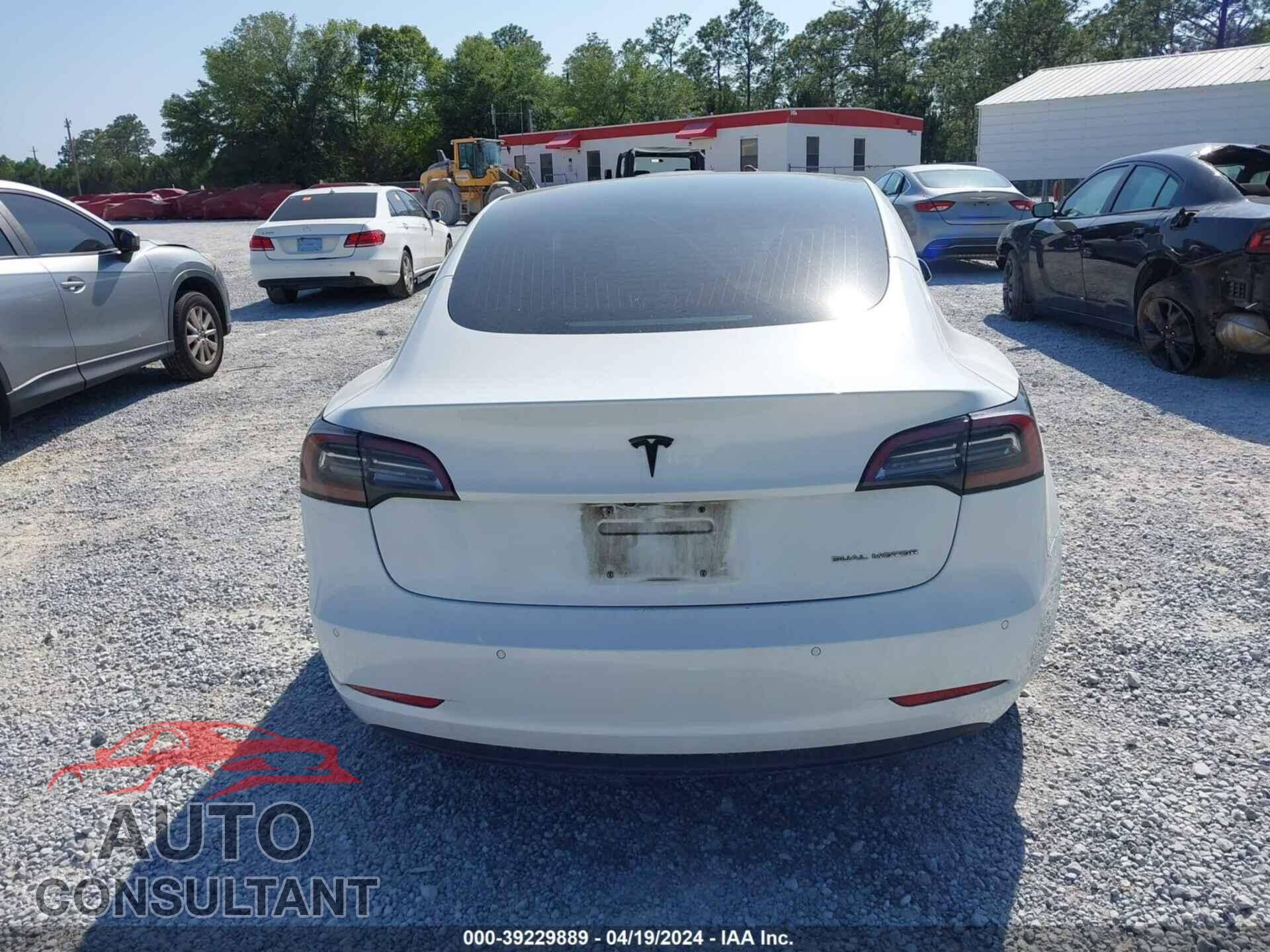 TESLA MODEL 3 2018 - 5YJ3E1EB8JF131257