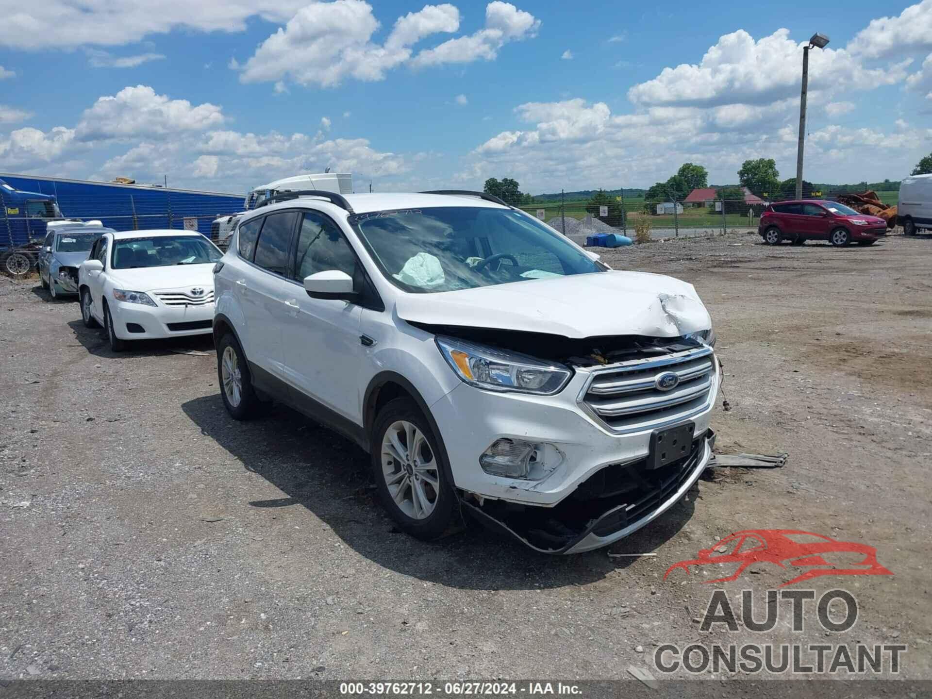 FORD ESCAPE 2018 - 1FMCU9GD2JUD42070