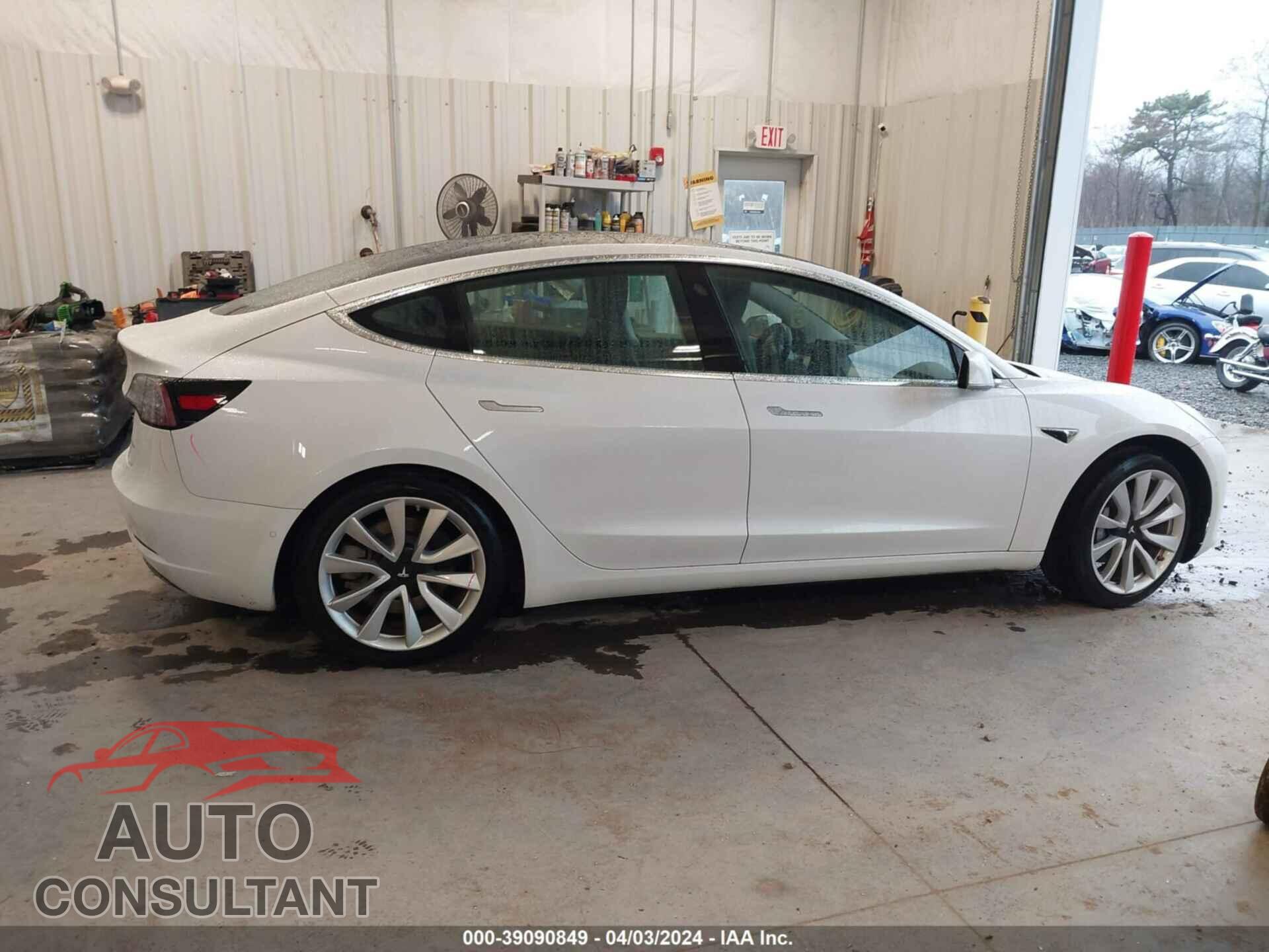 TESLA MODEL 3 2020 - 5YJ3E1EB2LF638447
