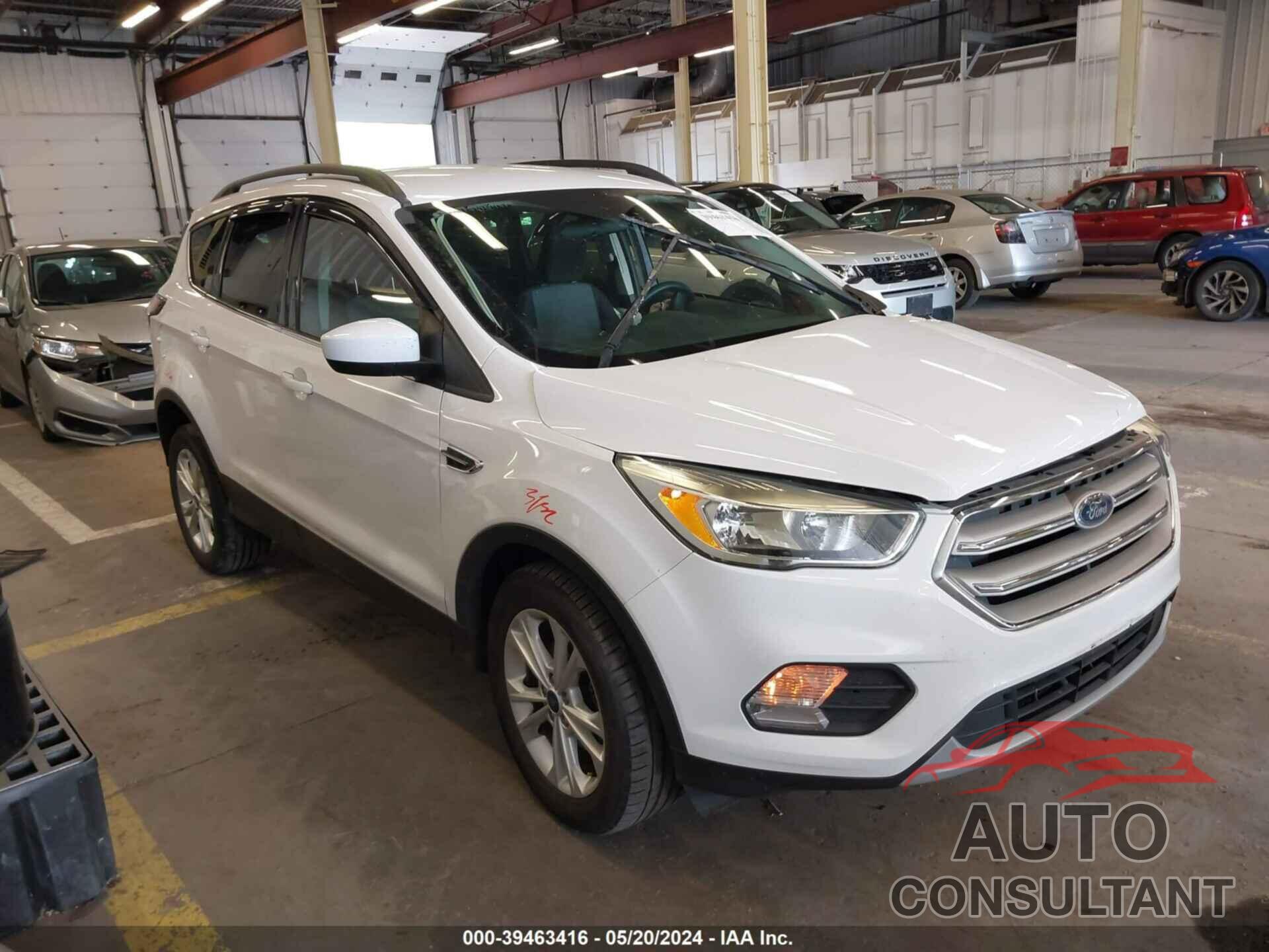 FORD ESCAPE 2018 - 1FMCU0GD3JUA37270