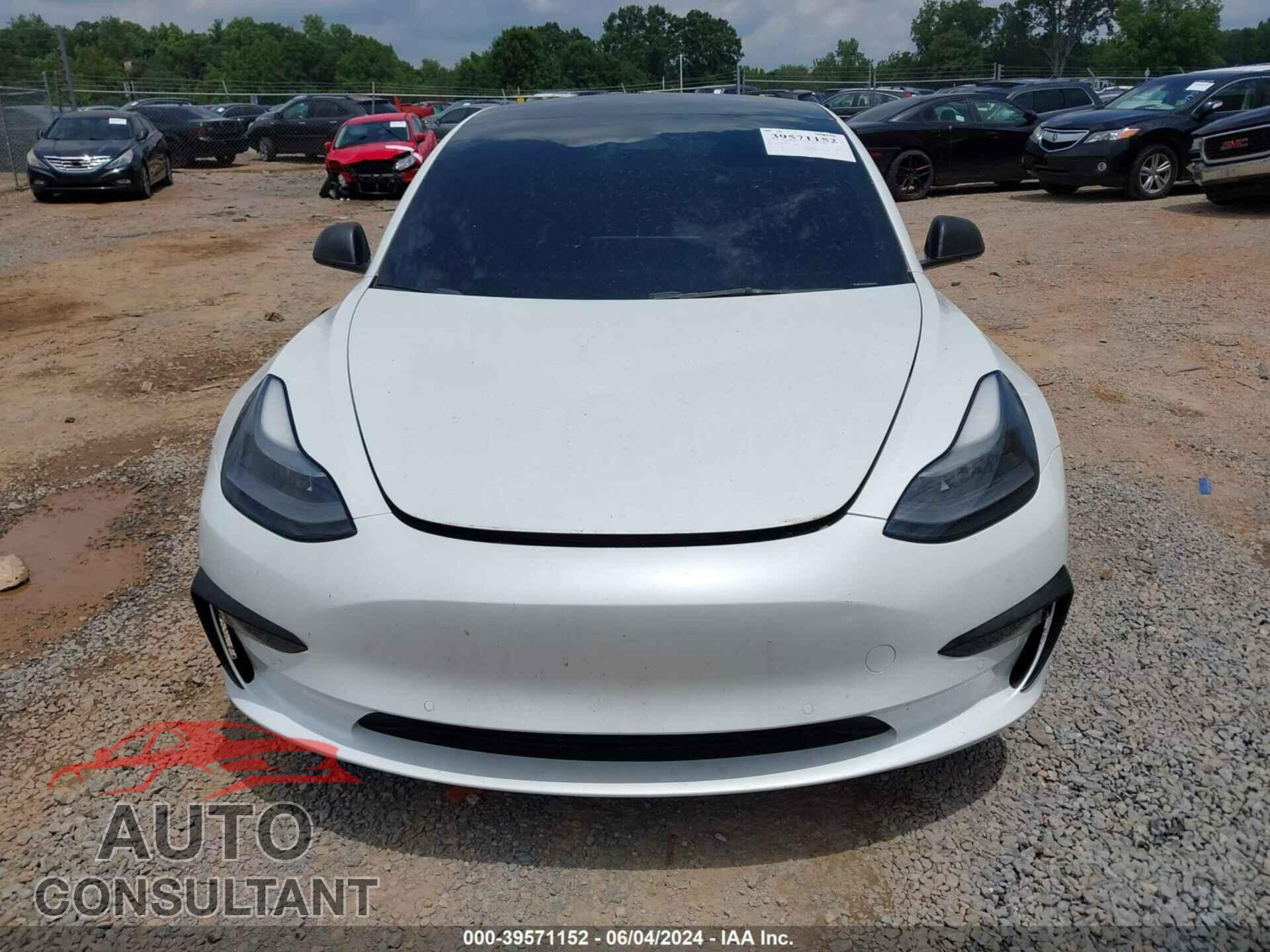 TESLA MODEL 3 2022 - 5YJ3E1EA7NF105908