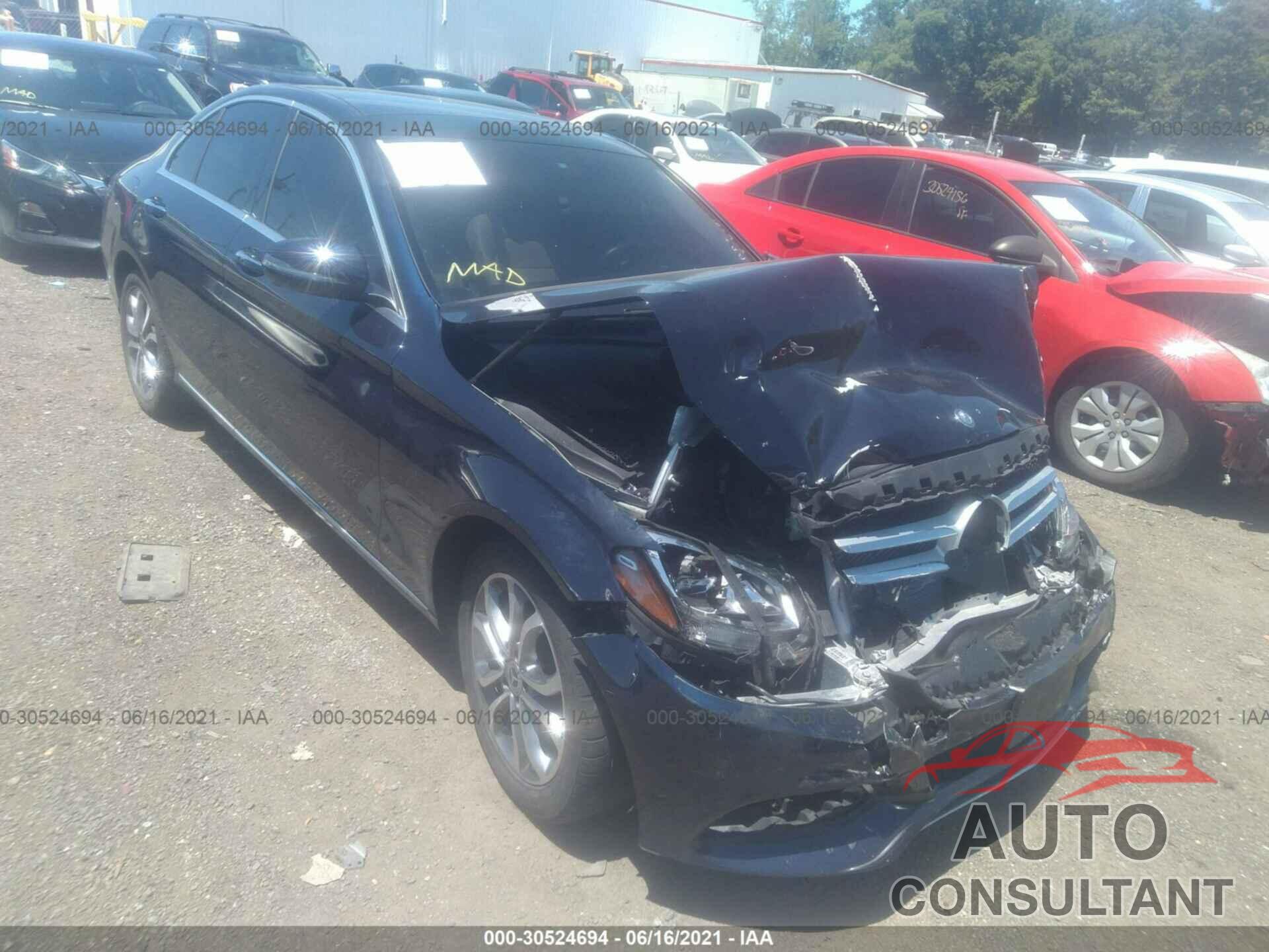 MERCEDES-BENZ C-CLASS 2017 - 55SWF4KB1HU221777