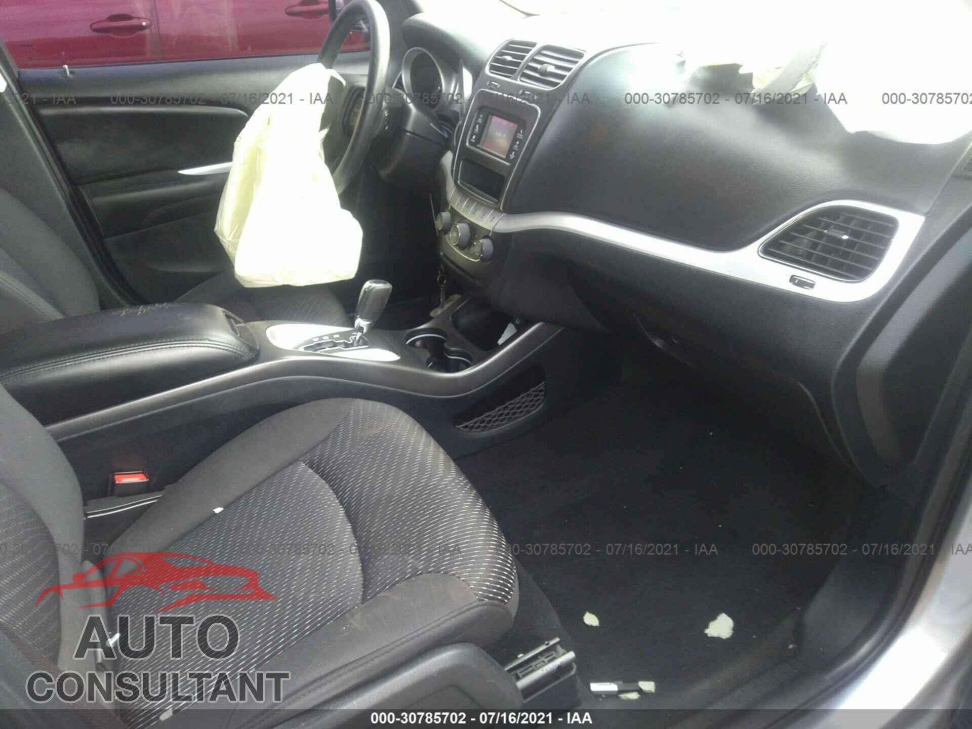 DODGE JOURNEY 2017 - 3C4PDCBG8HT536529
