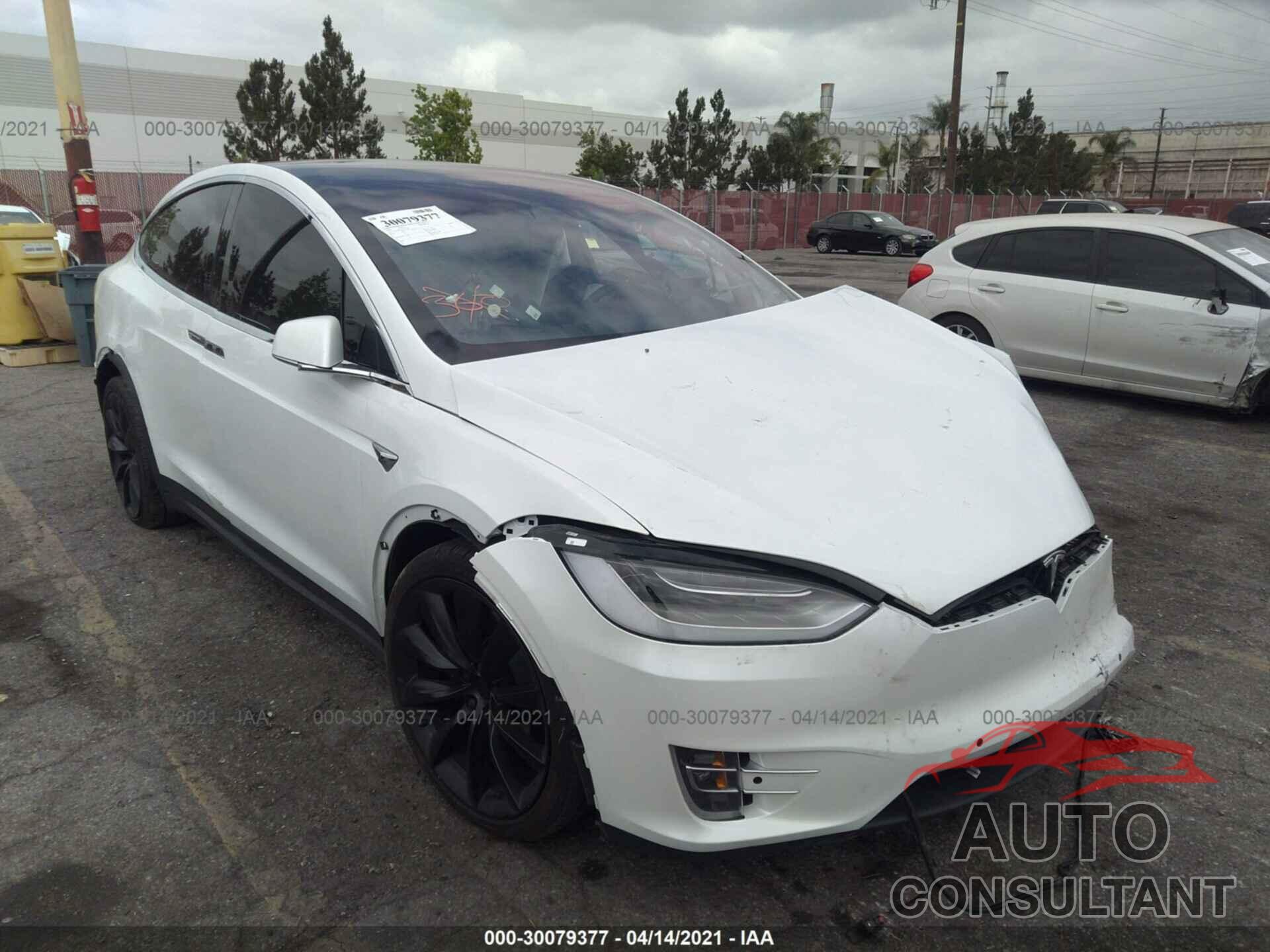 TESLA MODEL X 2020 - 5YJXCDE22LF285944