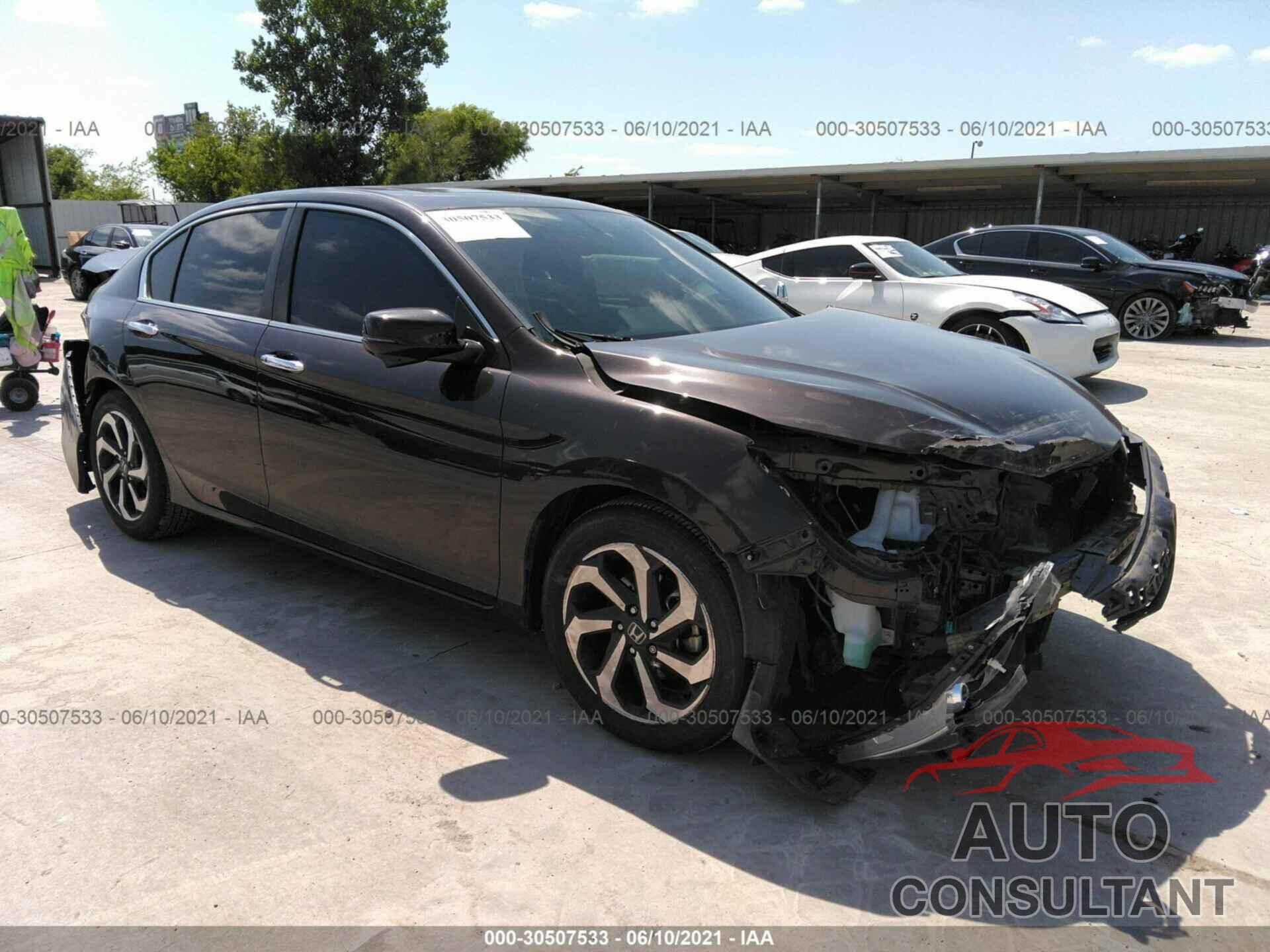 HONDA ACCORD SEDAN 2016 - 1HGCR2F84GA026554