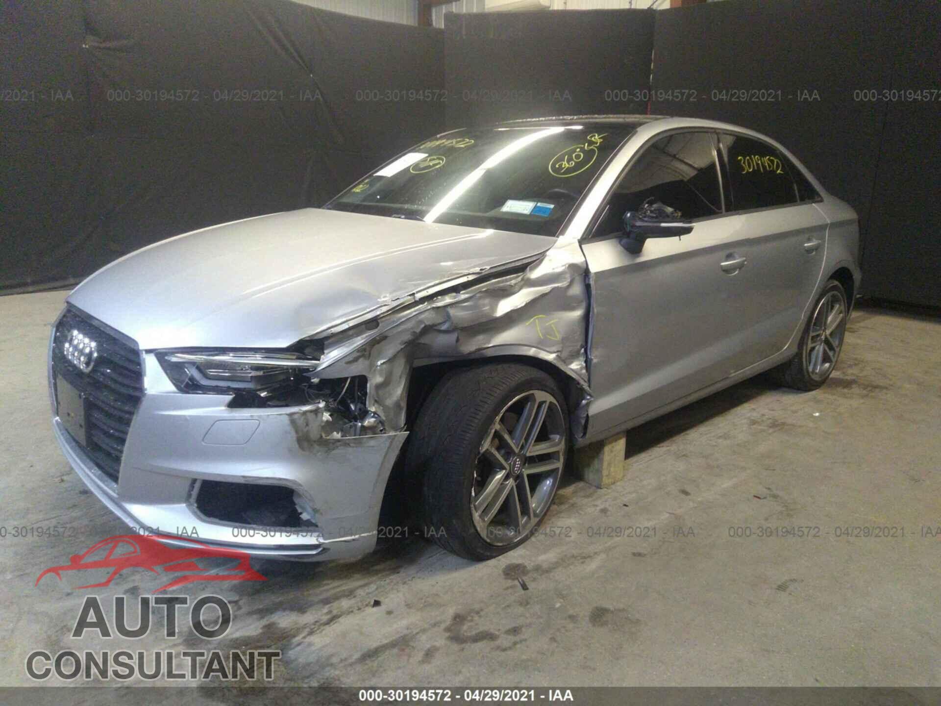 AUDI A3 SEDAN 2017 - WAUB8GFF2H1009727