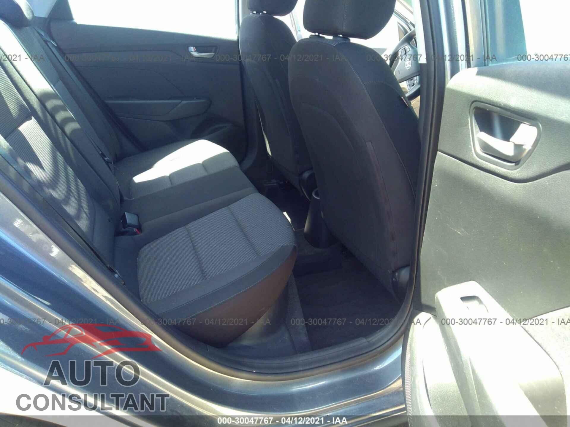 HYUNDAI ACCENT 2018 - 3KPC24A3XJE014455