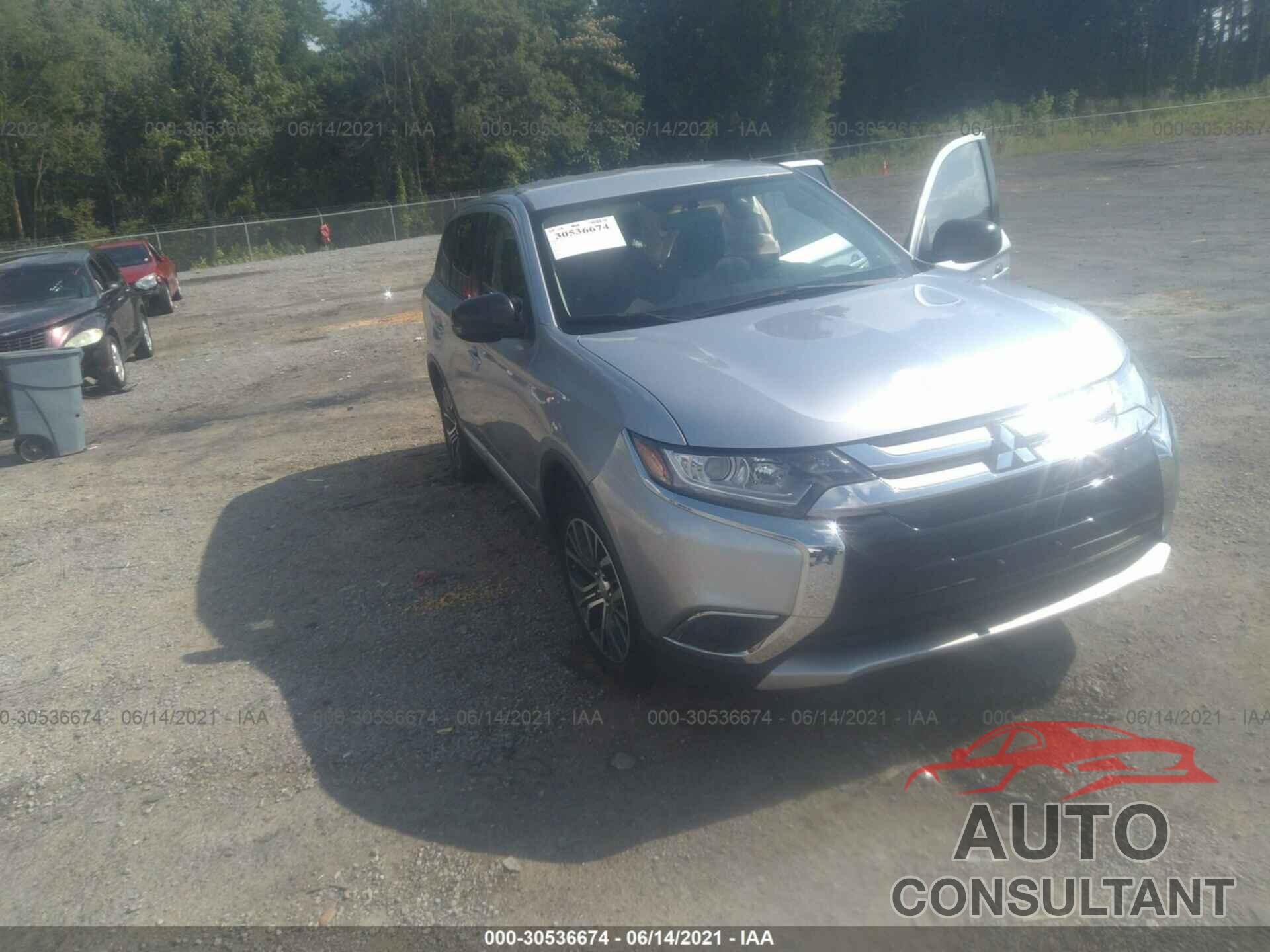 MITSUBISHI OUTLANDER 2017 - JA4AZ2A3XHZ037914