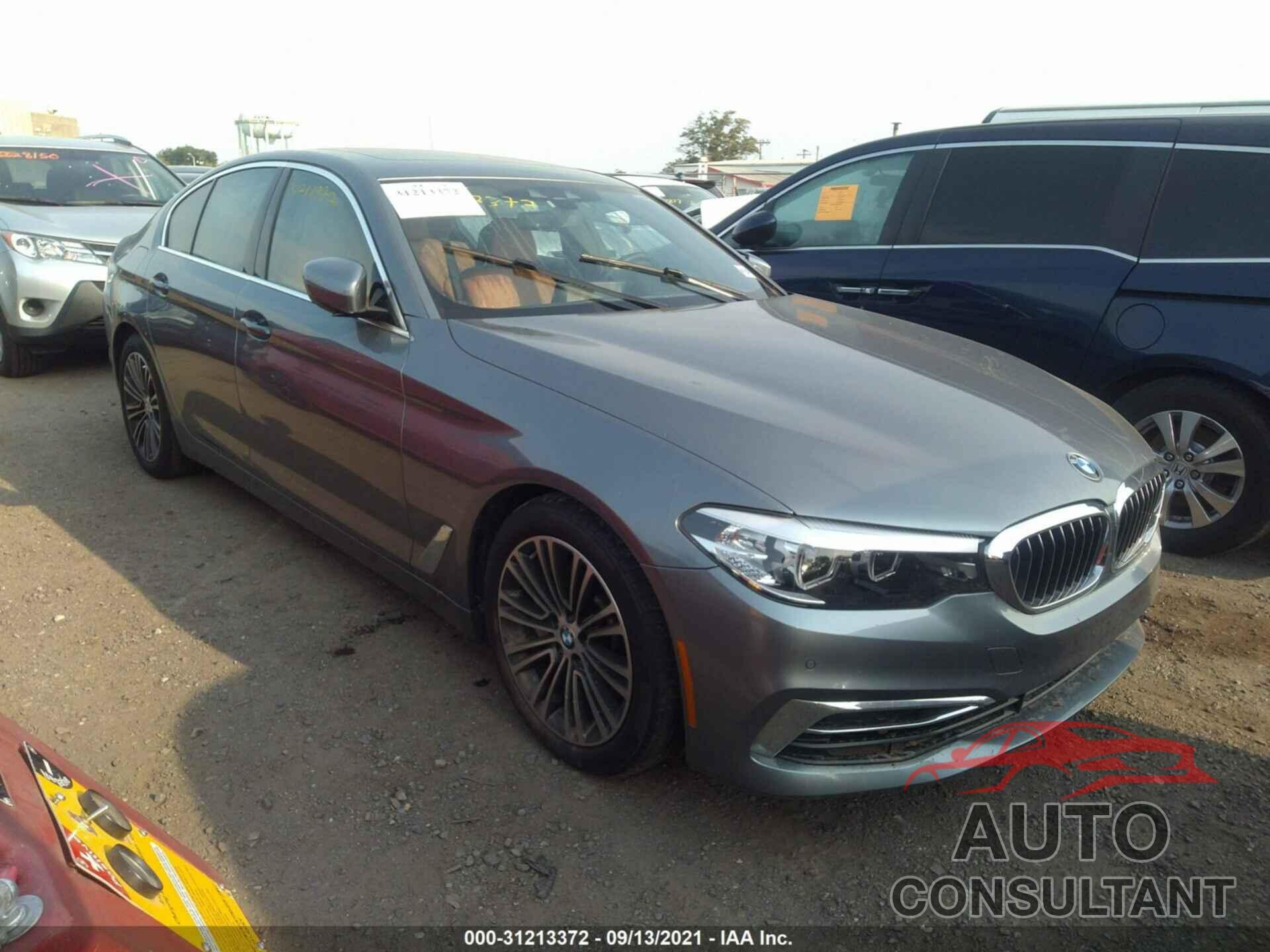 BMW 5 SERIES 2019 - WBAJE7C5XKWW12502