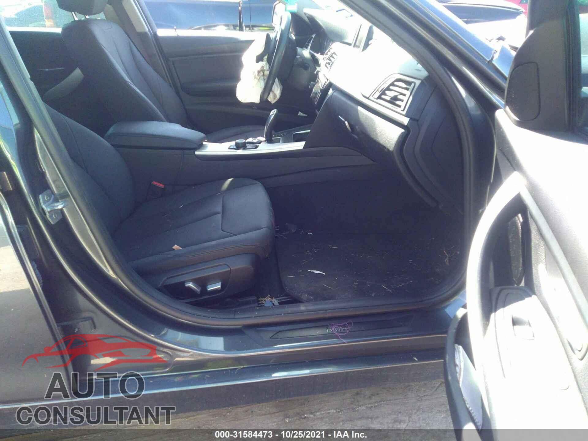 BMW 3 SERIES 2018 - WBA8E1G55JNU91808