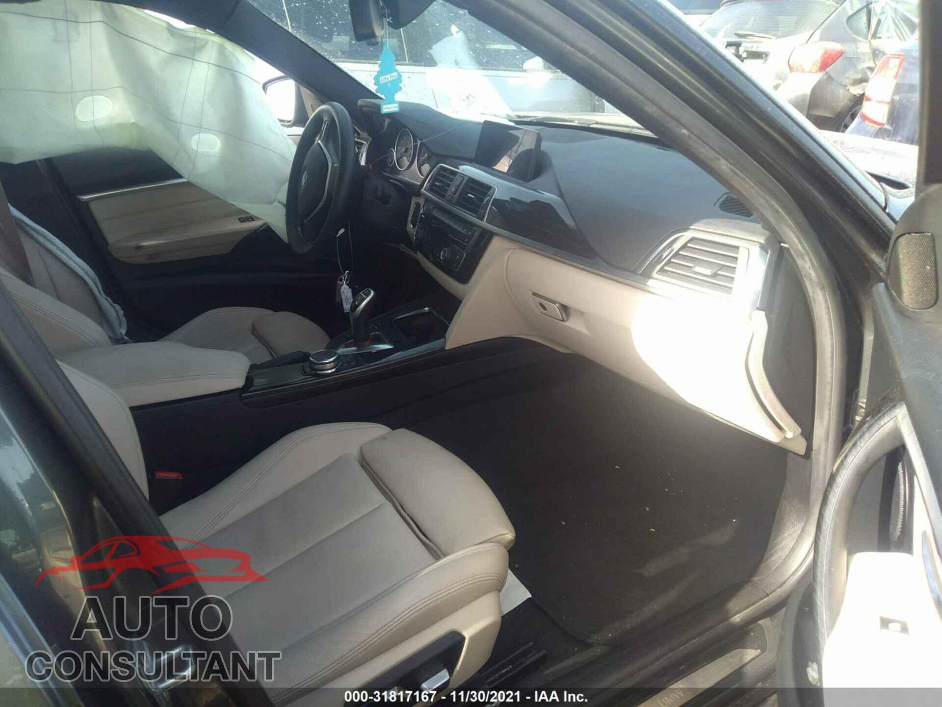 BMW 3 SERIES 2016 - WBA8E9G57GNU30189