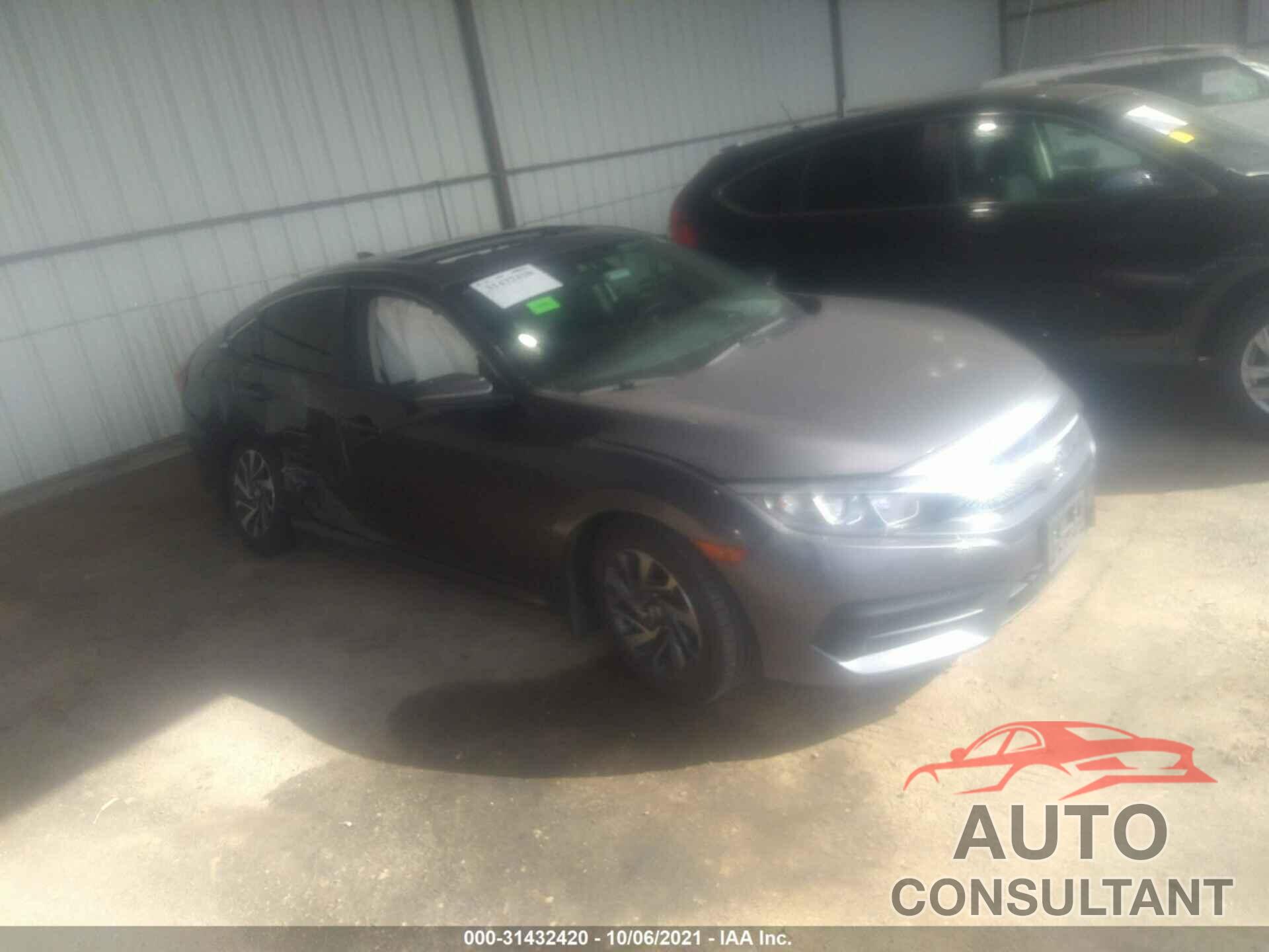 HONDA CIVIC SEDAN 2017 - 19XFC2F70HE222820