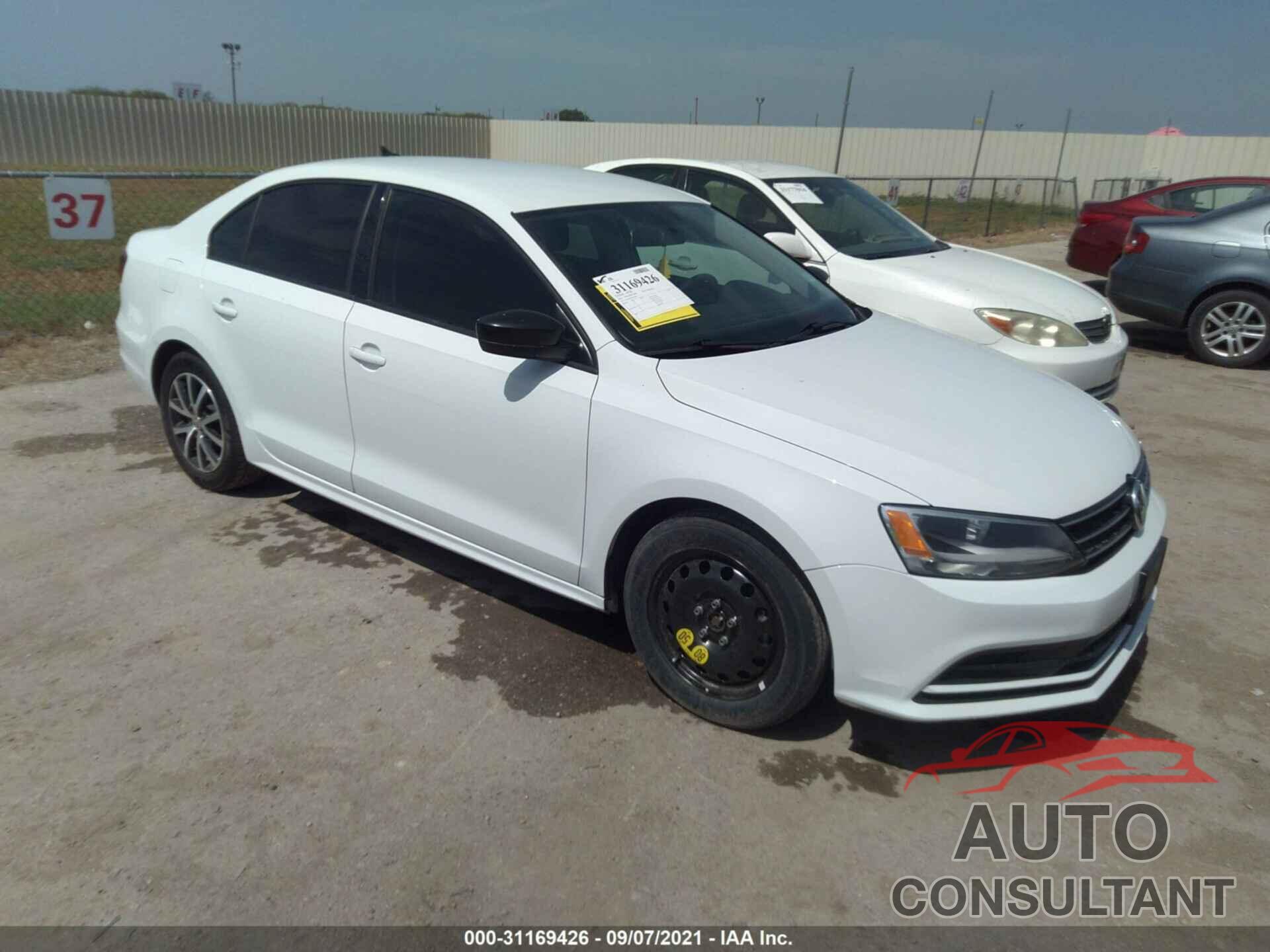 VOLKSWAGEN JETTA SEDAN 2016 - 3VWD67AJ2GM270576