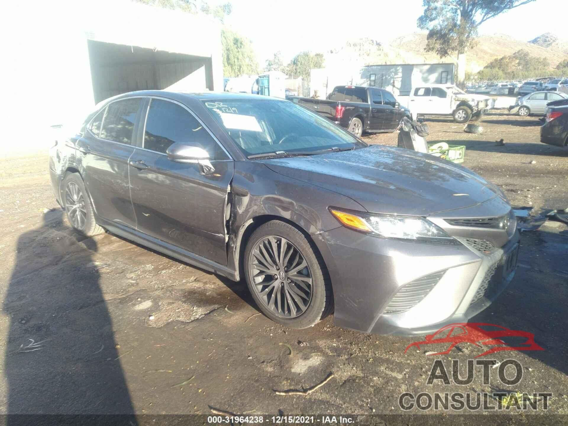 TOYOTA CAMRY 2019 - 4T1B11HK1KU715913