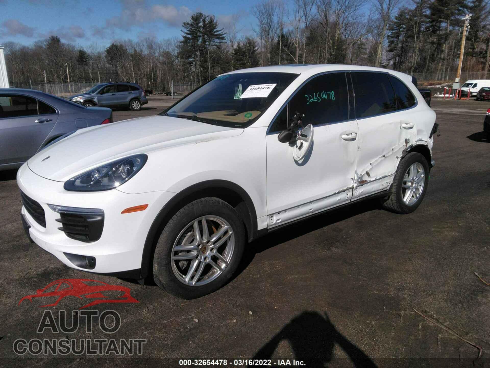 PORSCHE CAYENNE 2016 - WP1AA2A24GLA10602