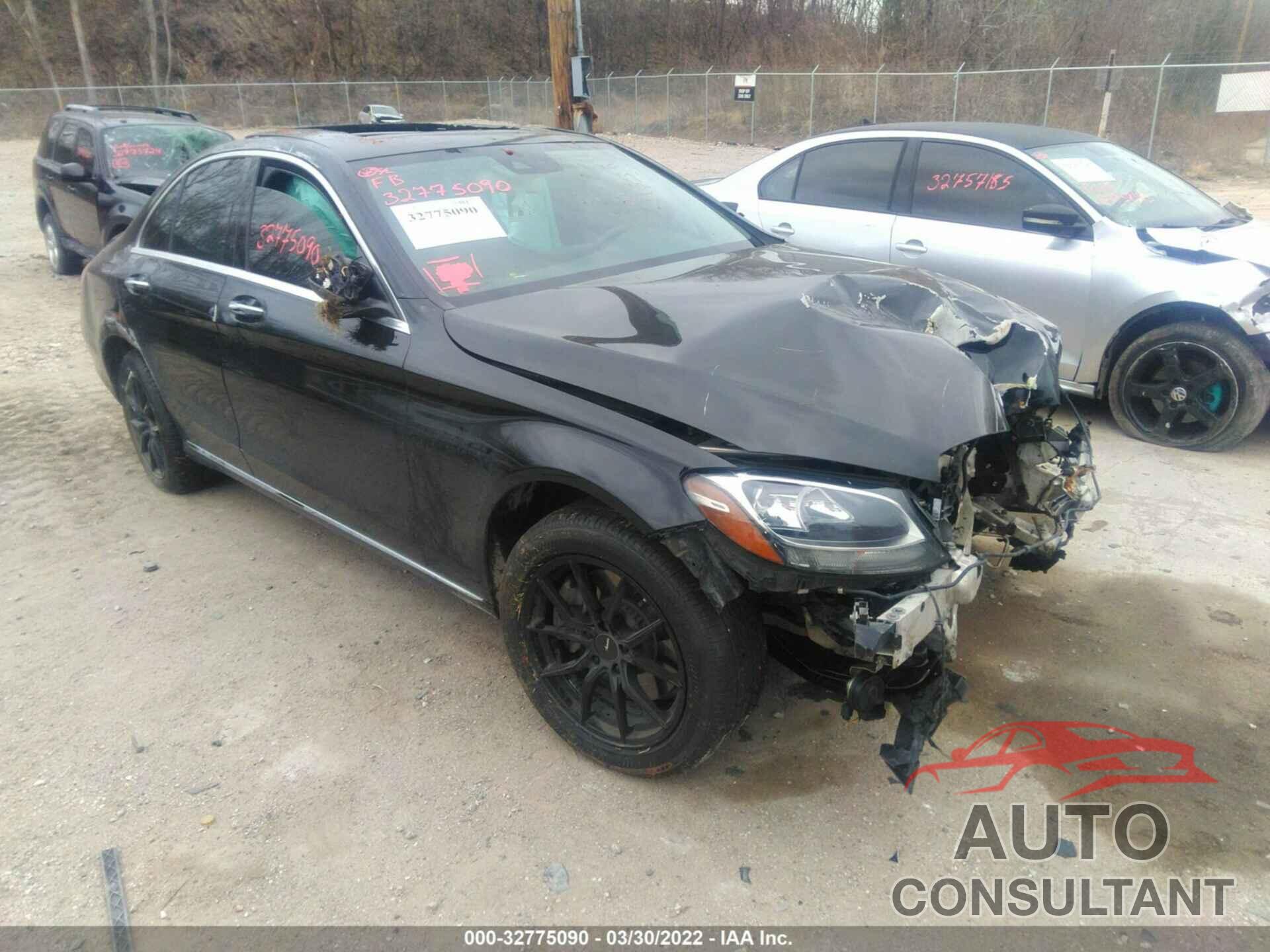 MERCEDES-BENZ C-CLASS 2016 - 55SWF4KB2GU160213