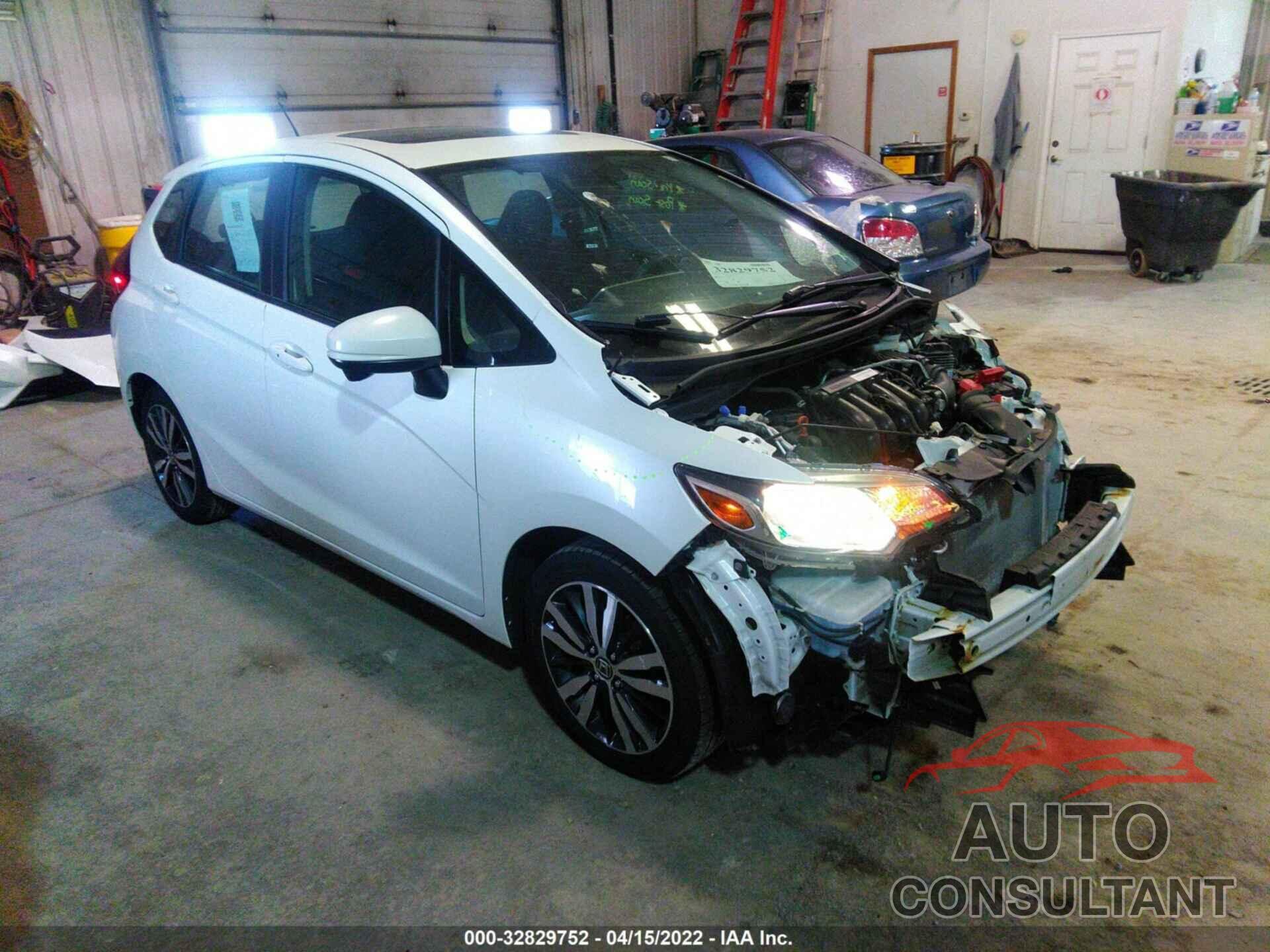 HONDA FIT 2017 - 3HGGK5G75HM705217