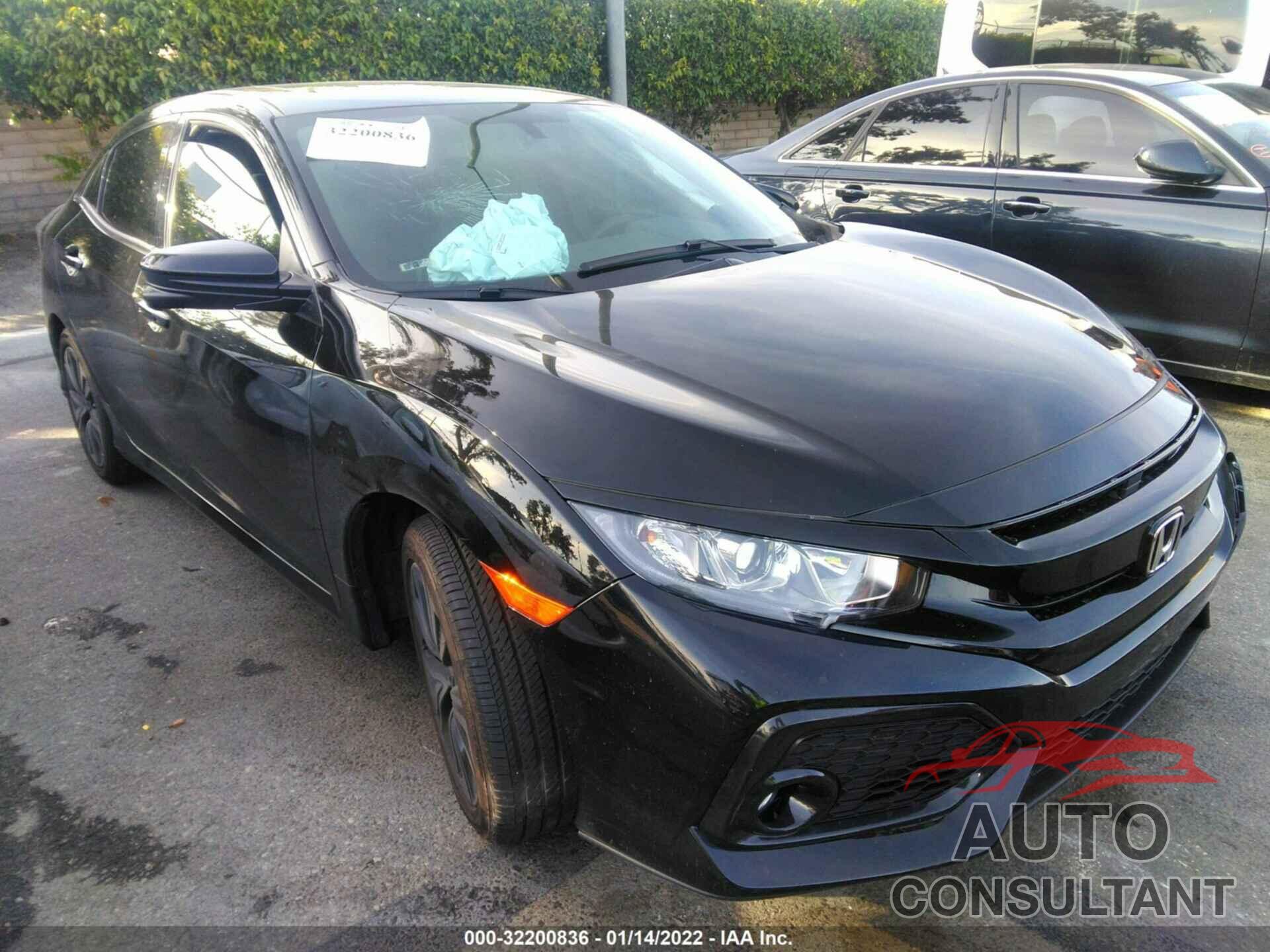 HONDA CIVIC HATCHBACK 2018 - SHHFK7H57JU231475