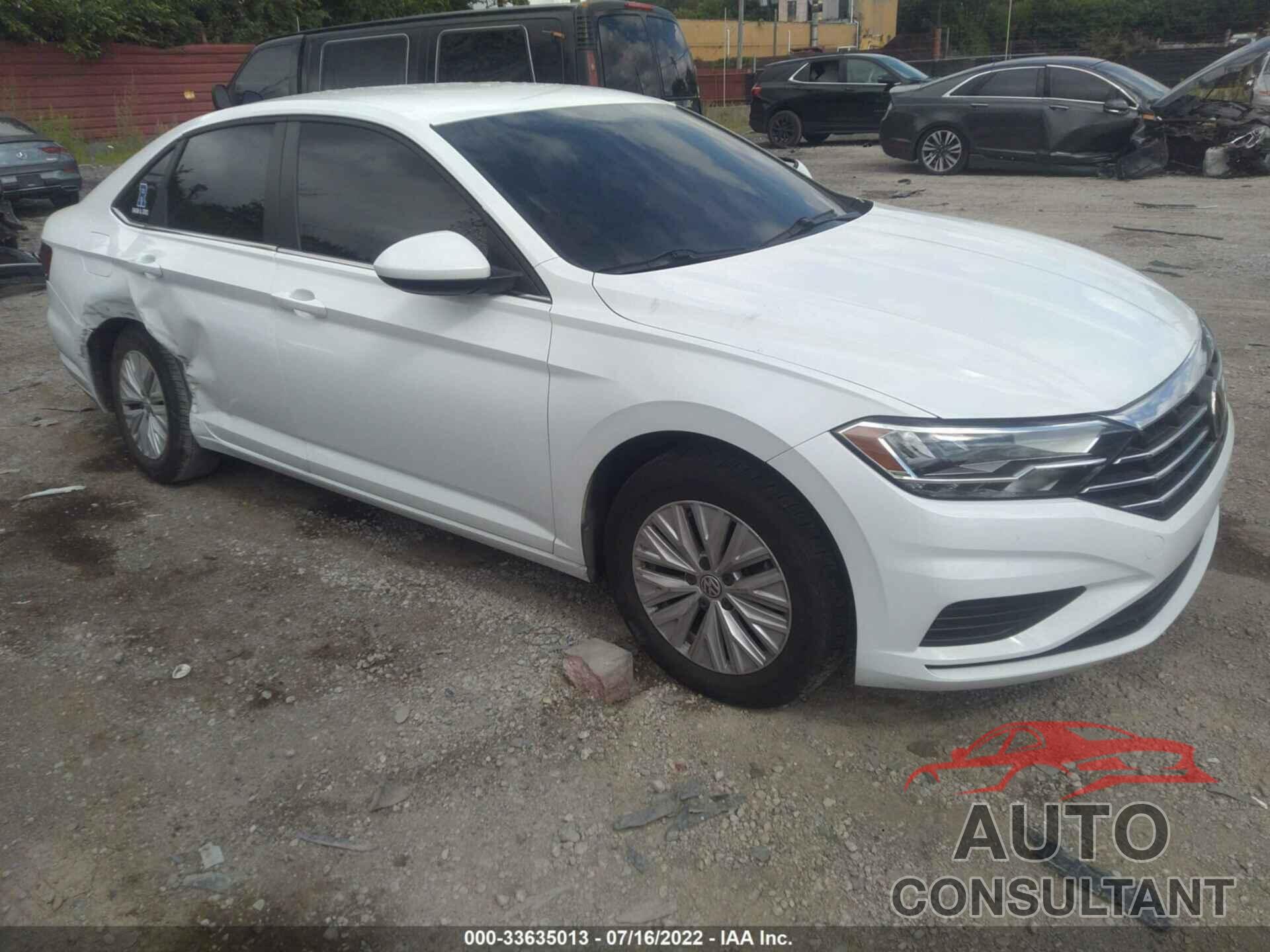 VOLKSWAGEN JETTA 2019 - 3VWC57BU3KM146221