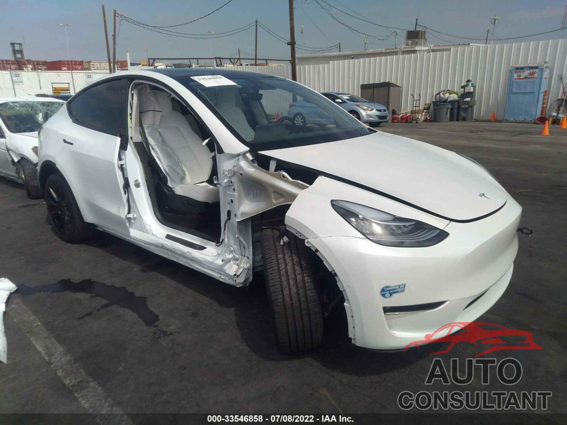 TESLA MODEL Y 2021 - 5YJYGDEE8MF240463