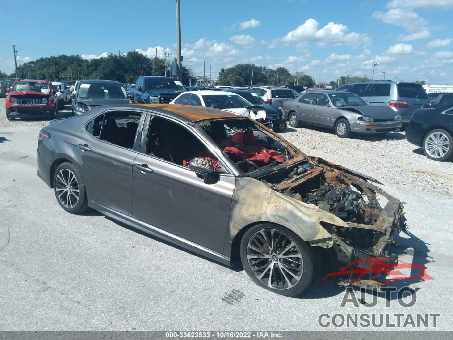 TOYOTA CAMRY 2019 - 4T1B11HK7KU824540