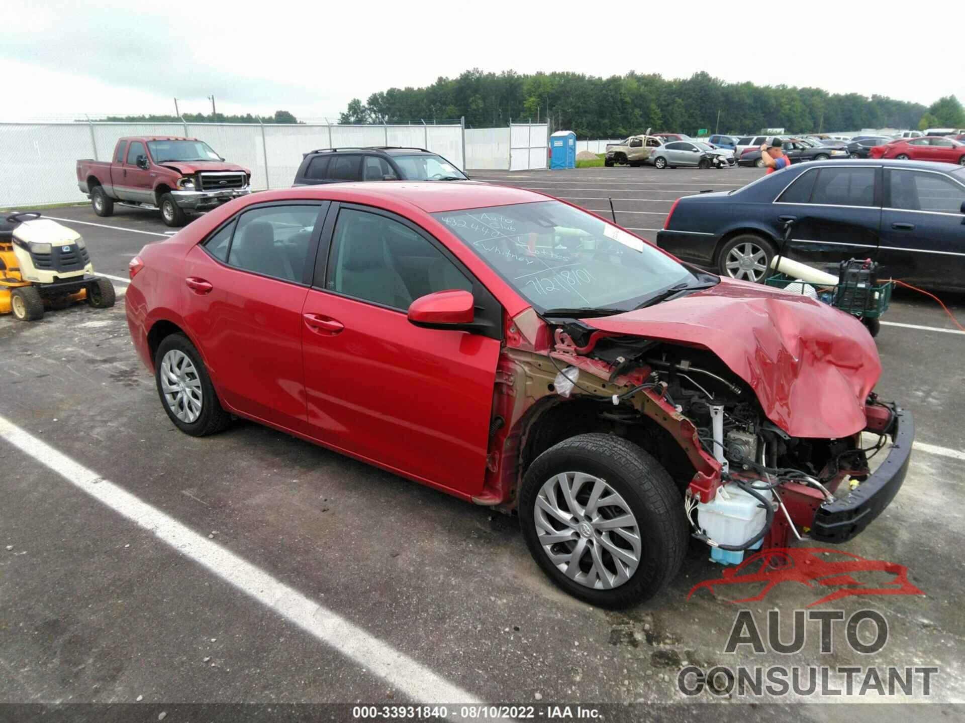 TOYOTA COROLLA 2017 - 5YFBURHE6HP688833