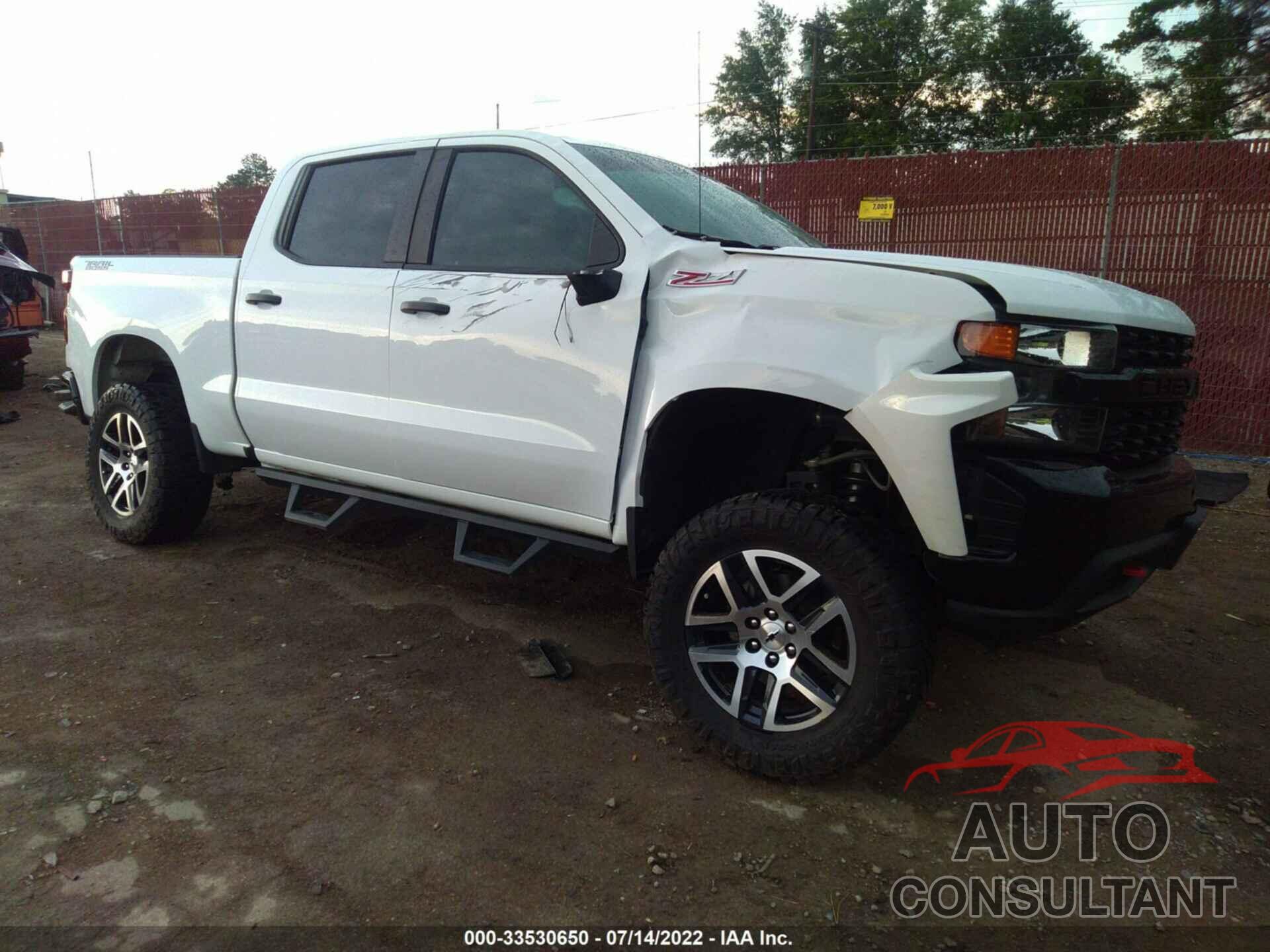 CHEVROLET SILVERADO 1500 2020 - 1GCPYCEF5LZ137490
